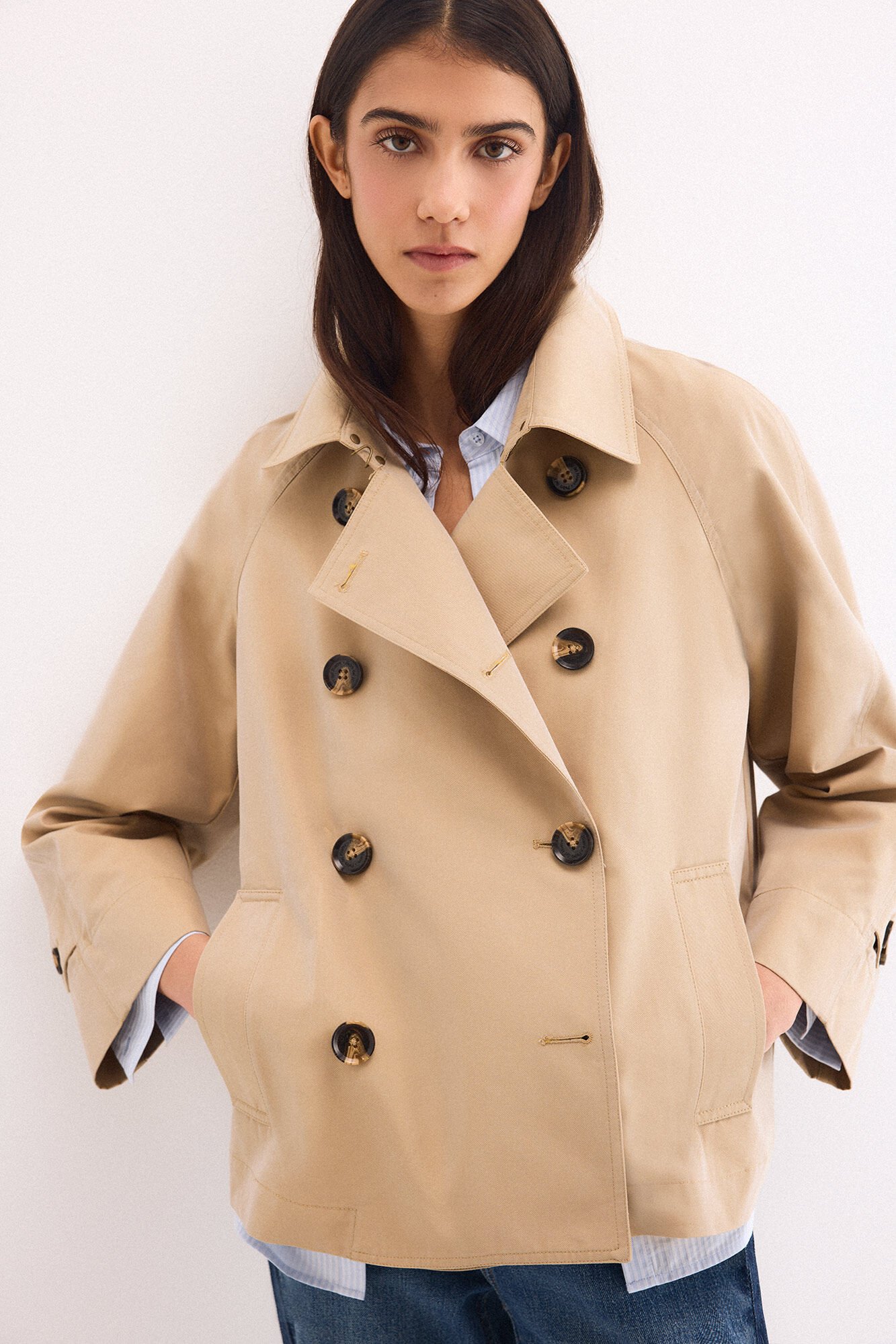Pedro del Hierro Short trench coat