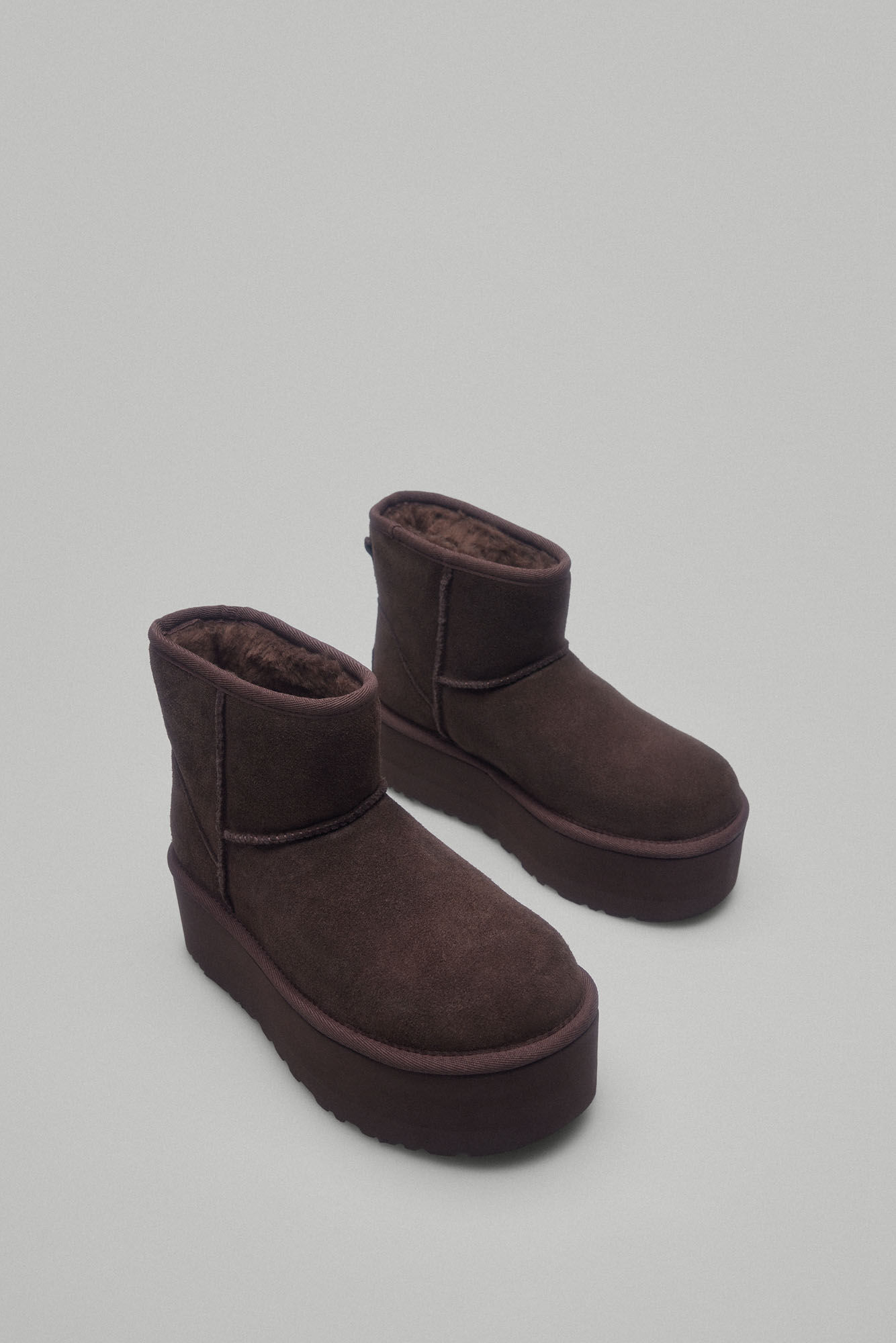 Ugg Bota de plataforma para mulher Marrom