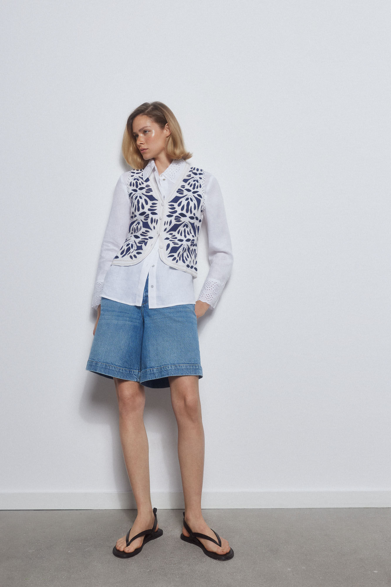 Pedro del Hierro Embroidered cropped gilet Ecru