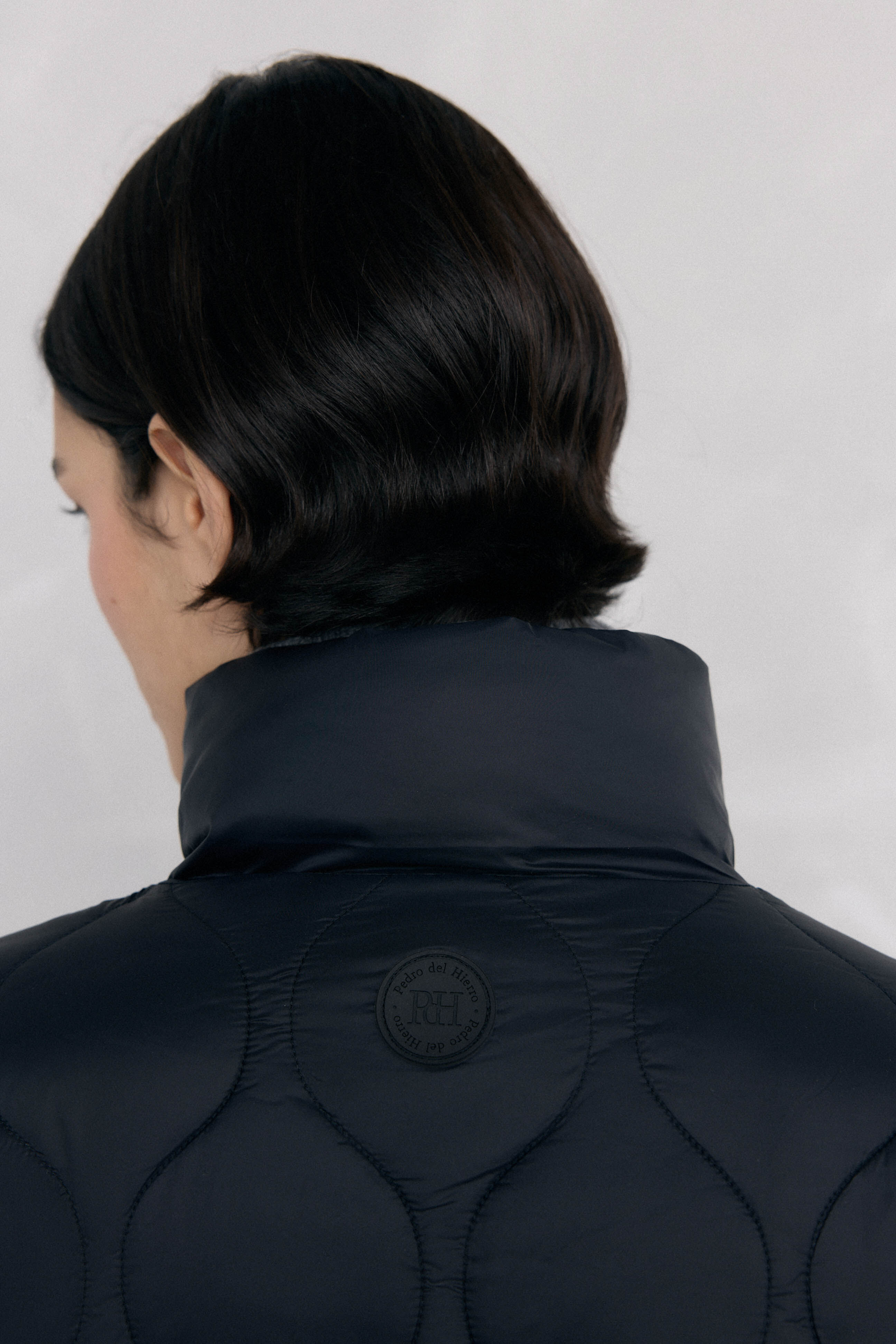 Pedro del Hierro Ultralight short reversible jacket Black