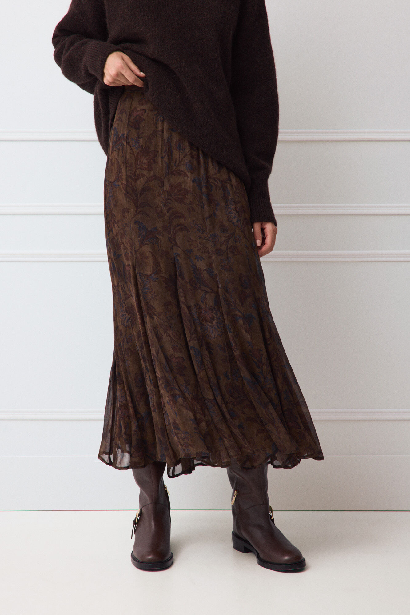 TFP by Tamara Falc&oacute; Fluid midi skirt