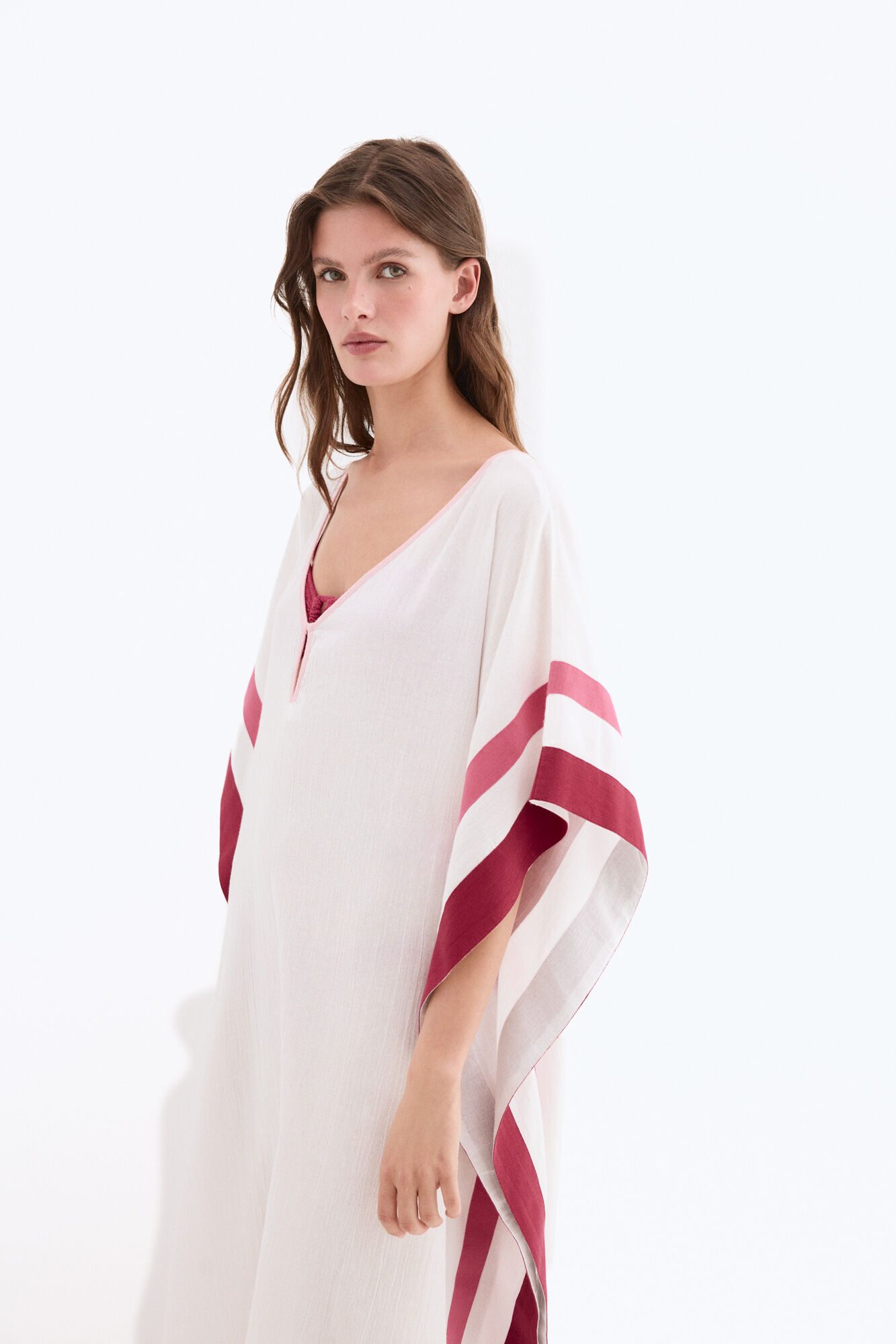 Pedro del Hierro Caft&aacute;n contraste