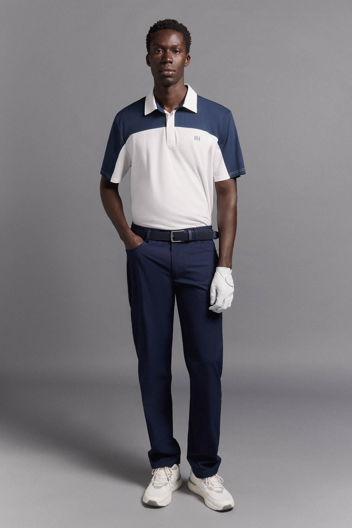 Pedro del Hierro Polo contrasts golf Blue