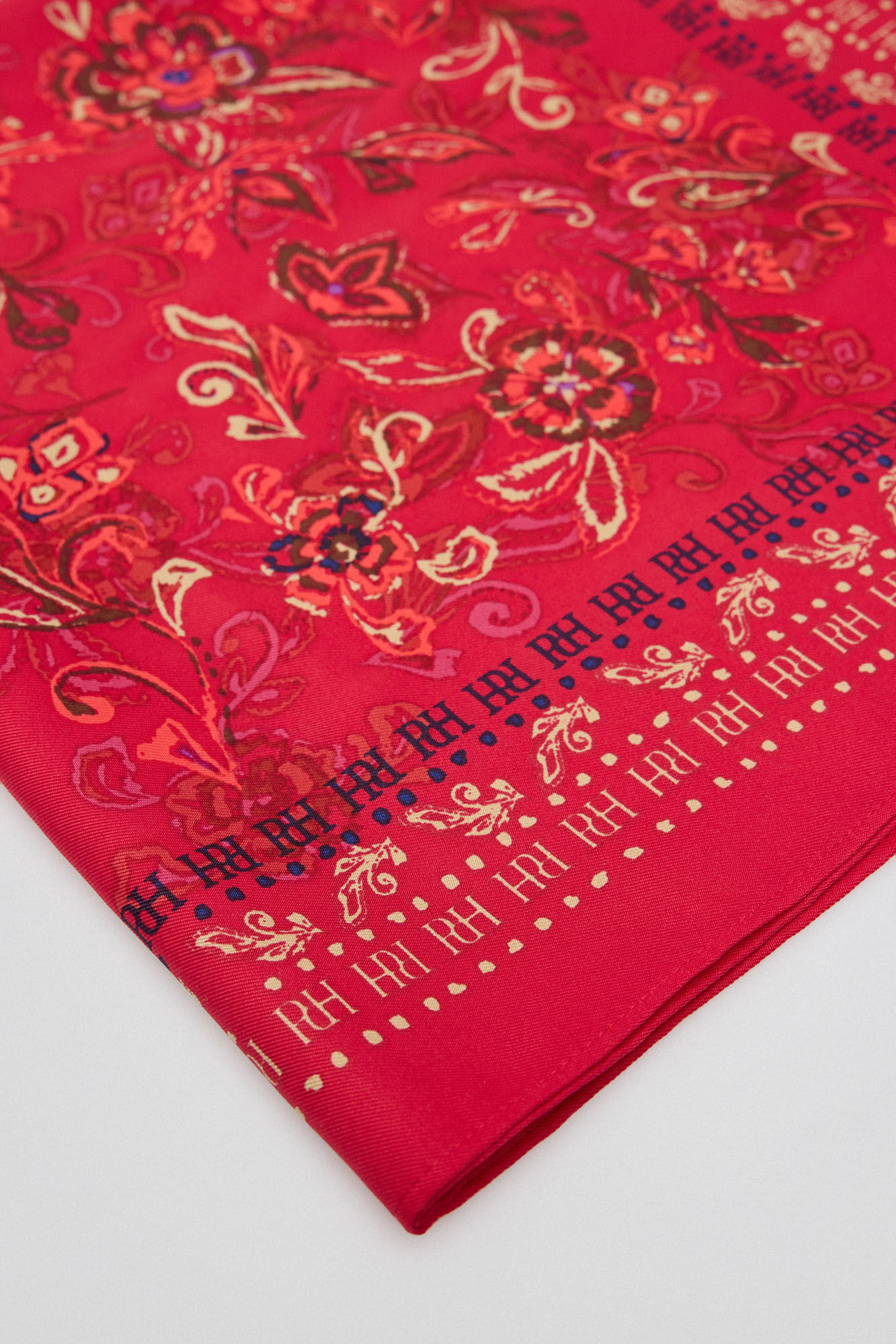 Pedro del Hierro Pa&ntilde;uelo bandana con estampado floral Varios