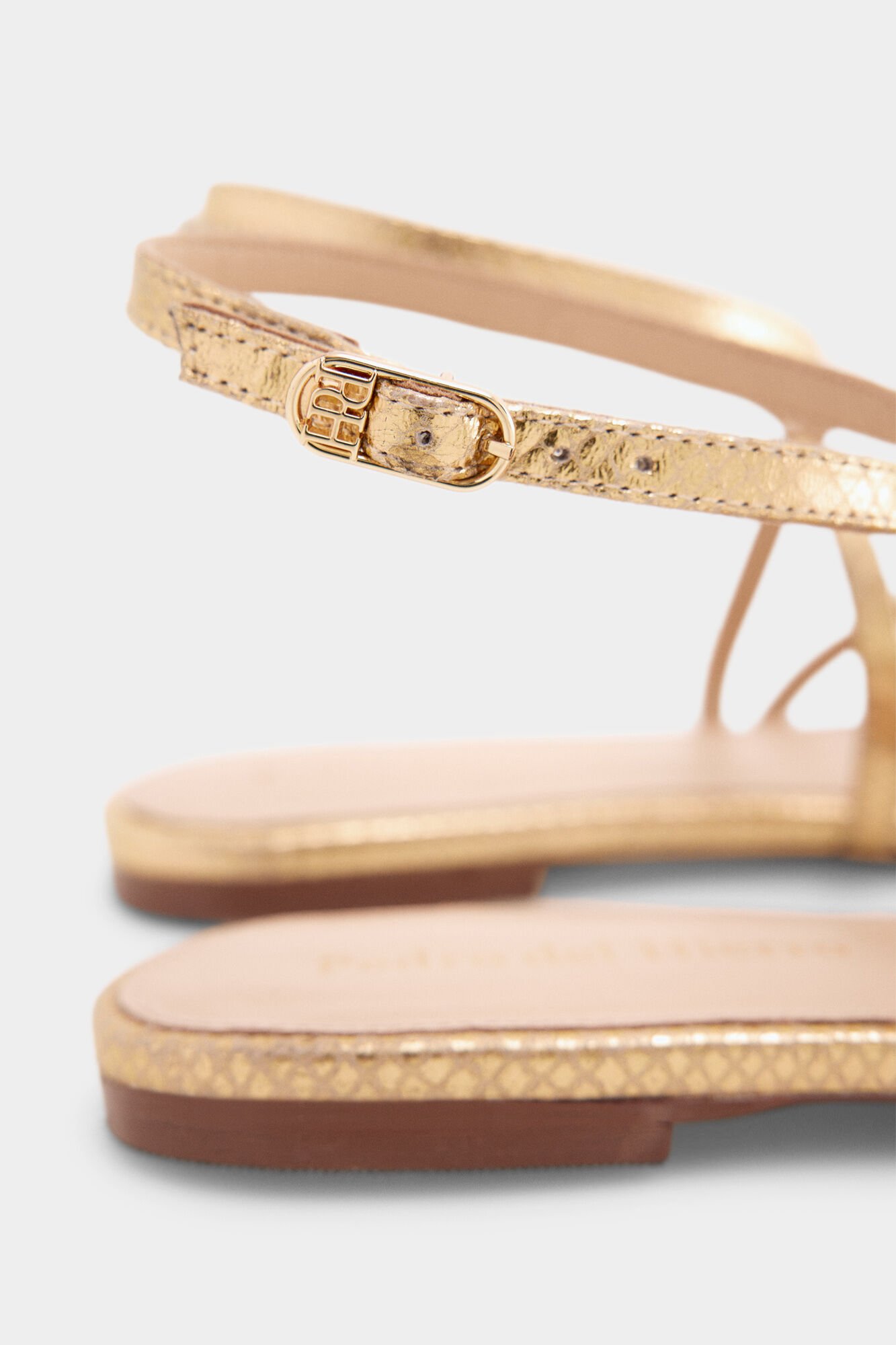 Pedro del Hierro Gold sandal Yellow