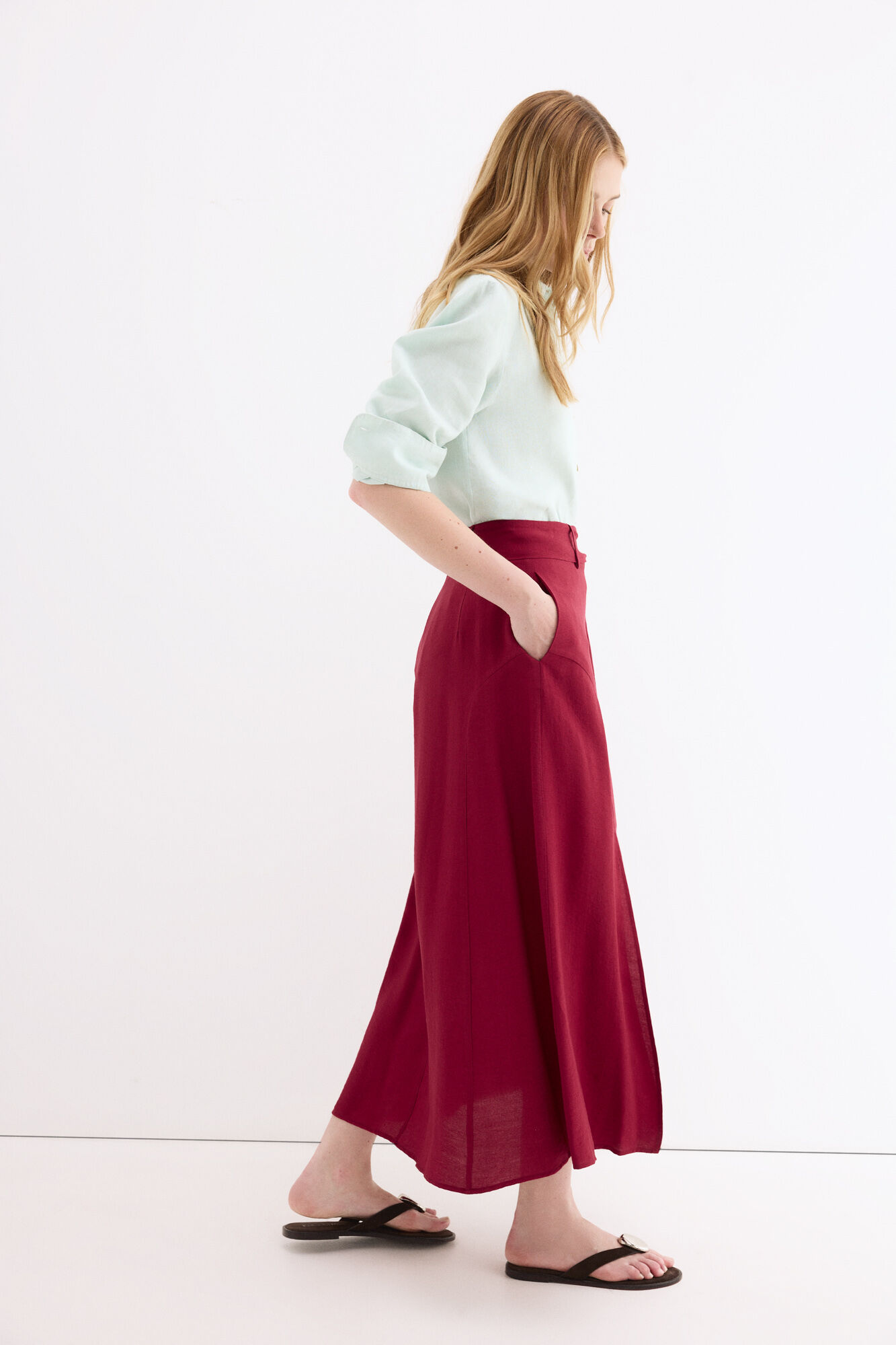 Pedro del Hierro Long slit skirt Burgundy