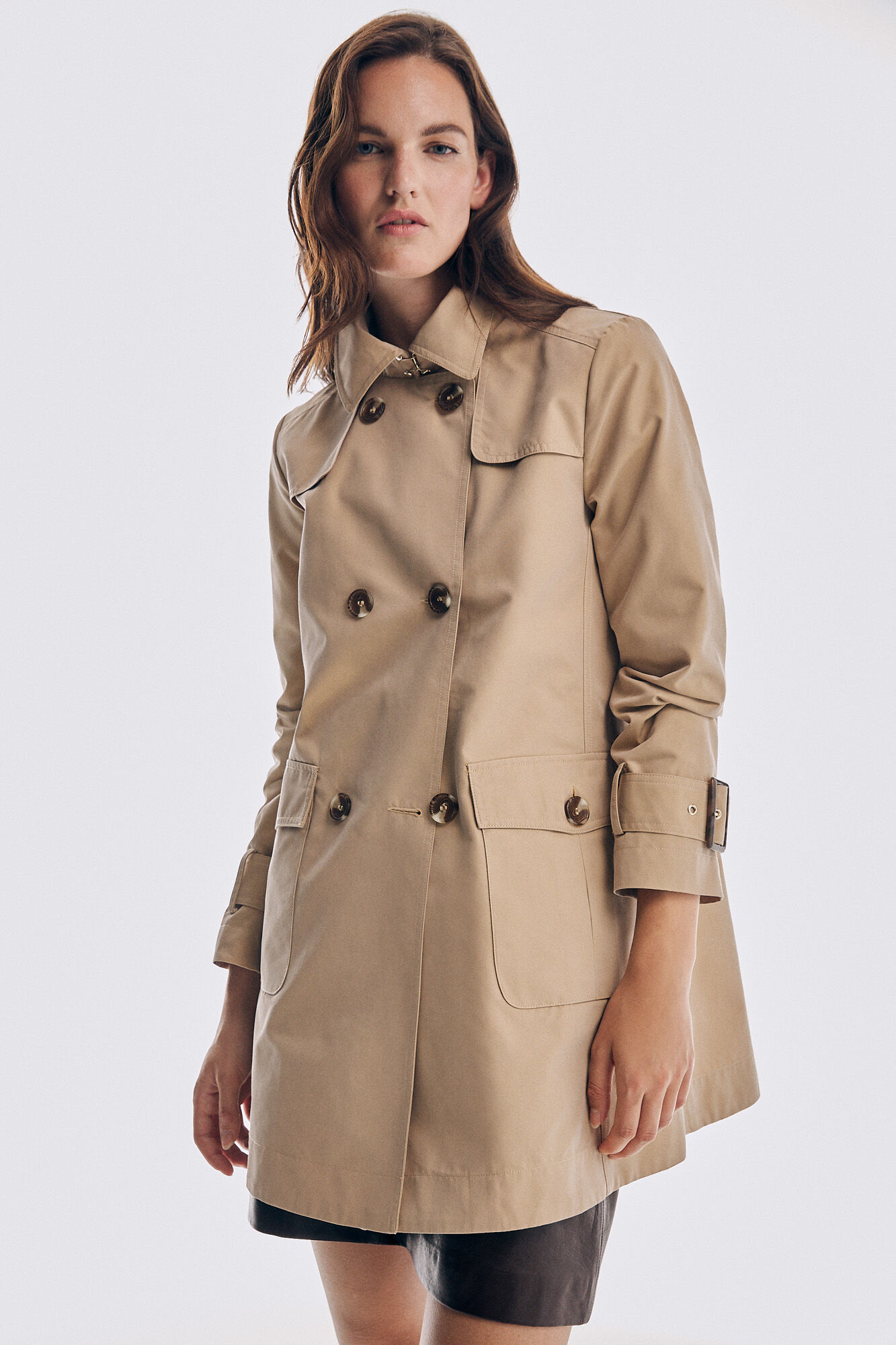 Pedro del Hierro Gabardina corta Beige