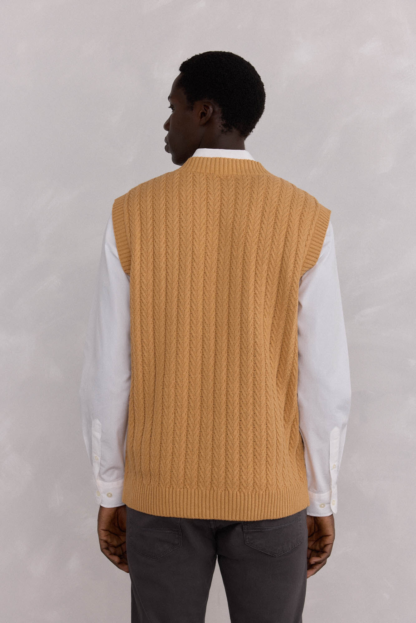 Pedro del Hierro Structured vest with a marked structure Yellow