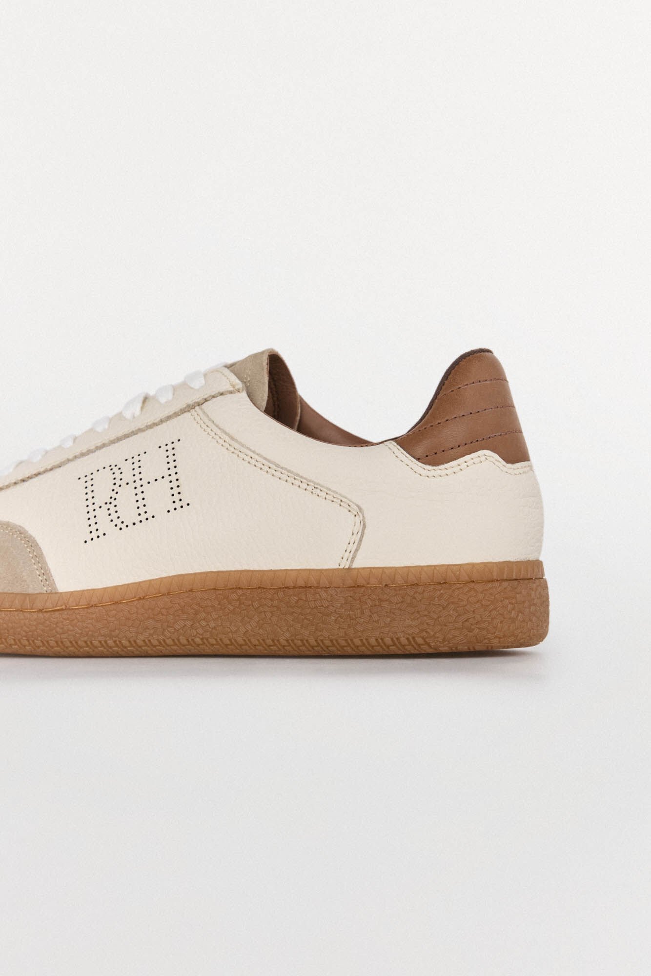 Pedro del Hierro leather sneaker Beige