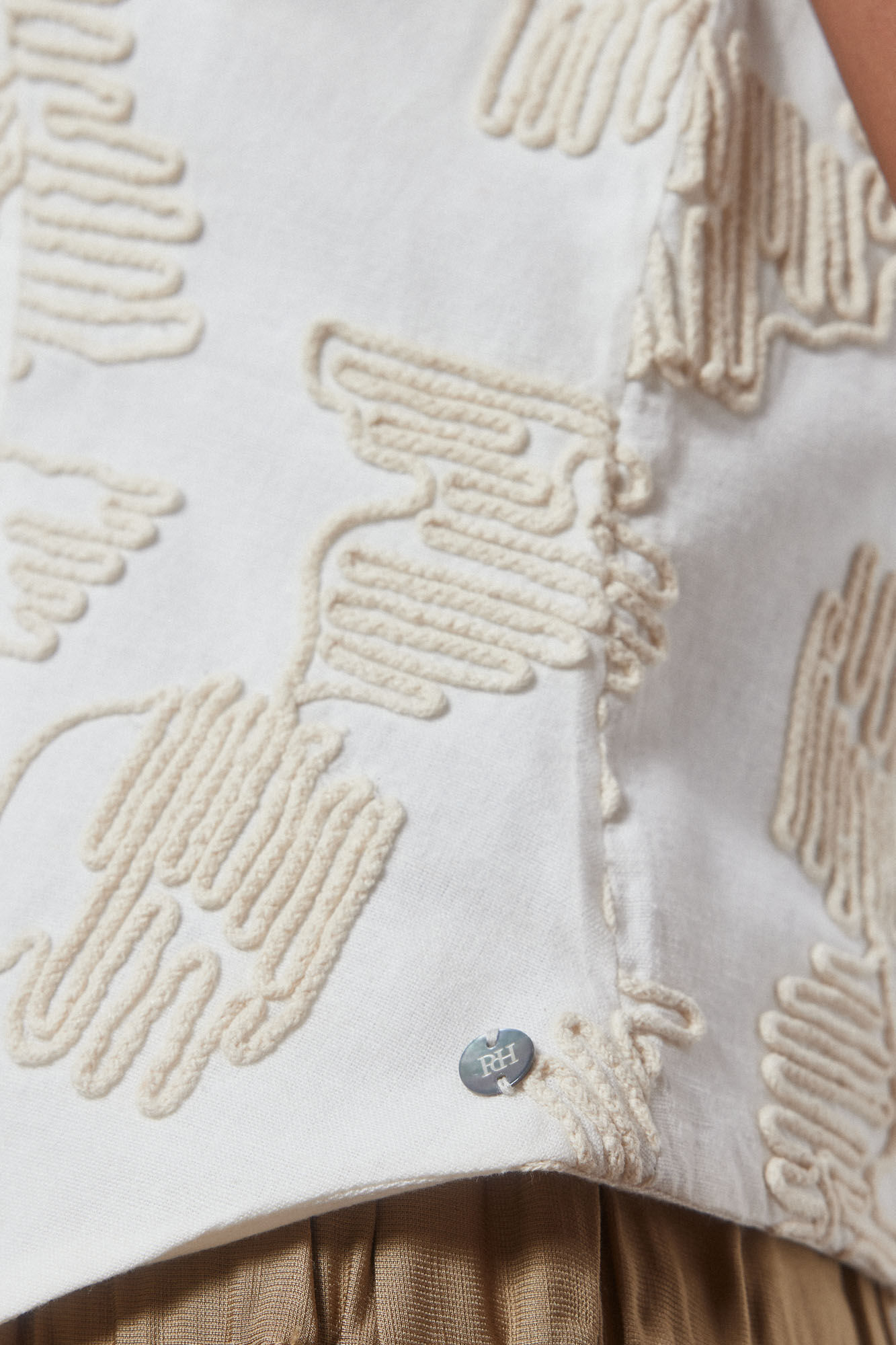 Pedro del Hierro Chaleco corto Crudo