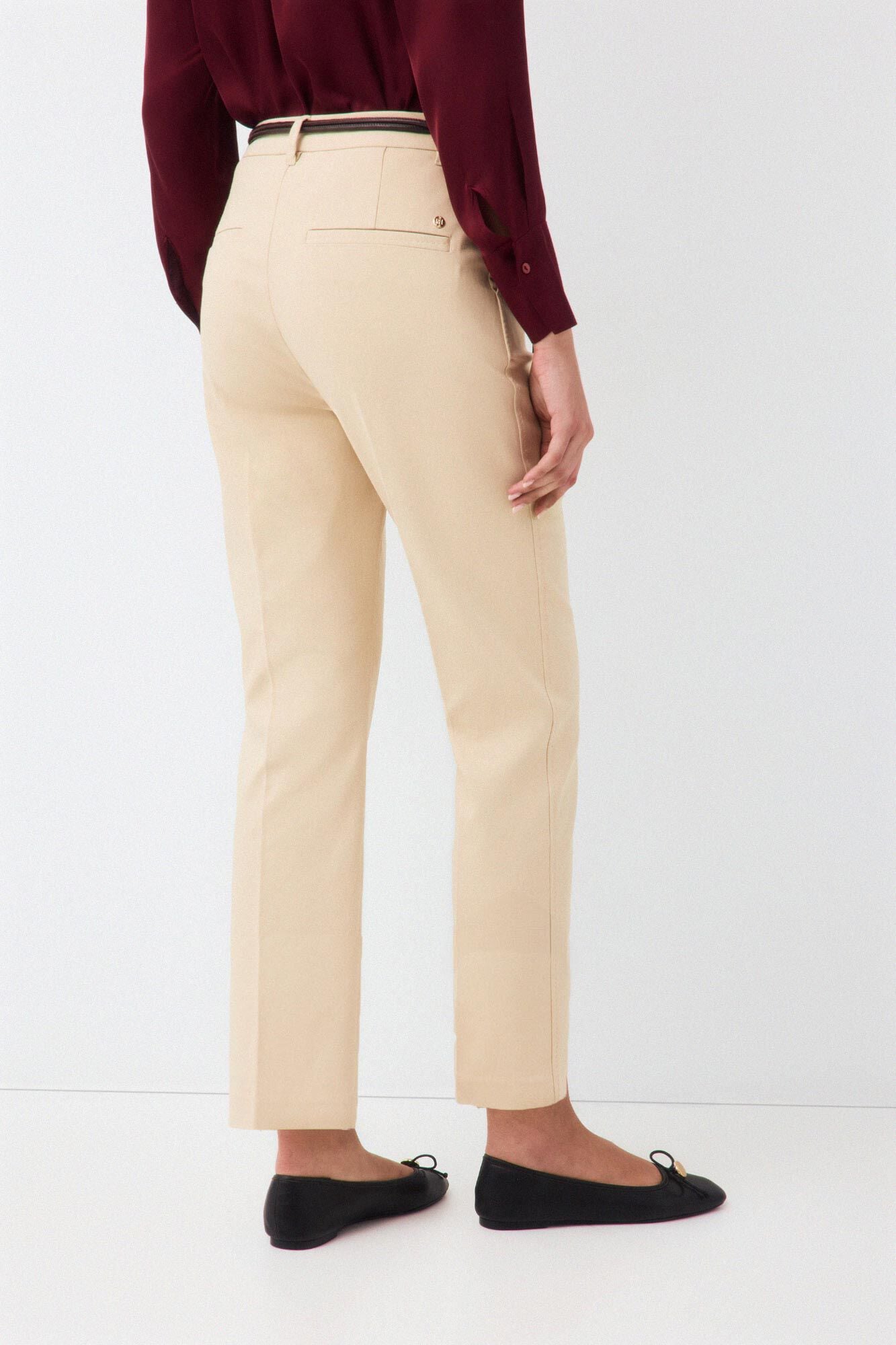Pedro del Hierro Classic straight trousers Beige