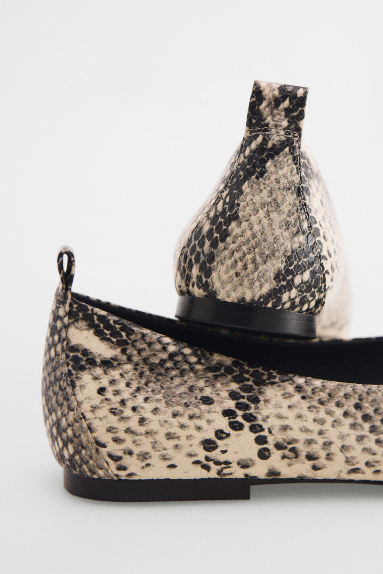 Pedro del Hierro Leather snake print ballet flats Beige