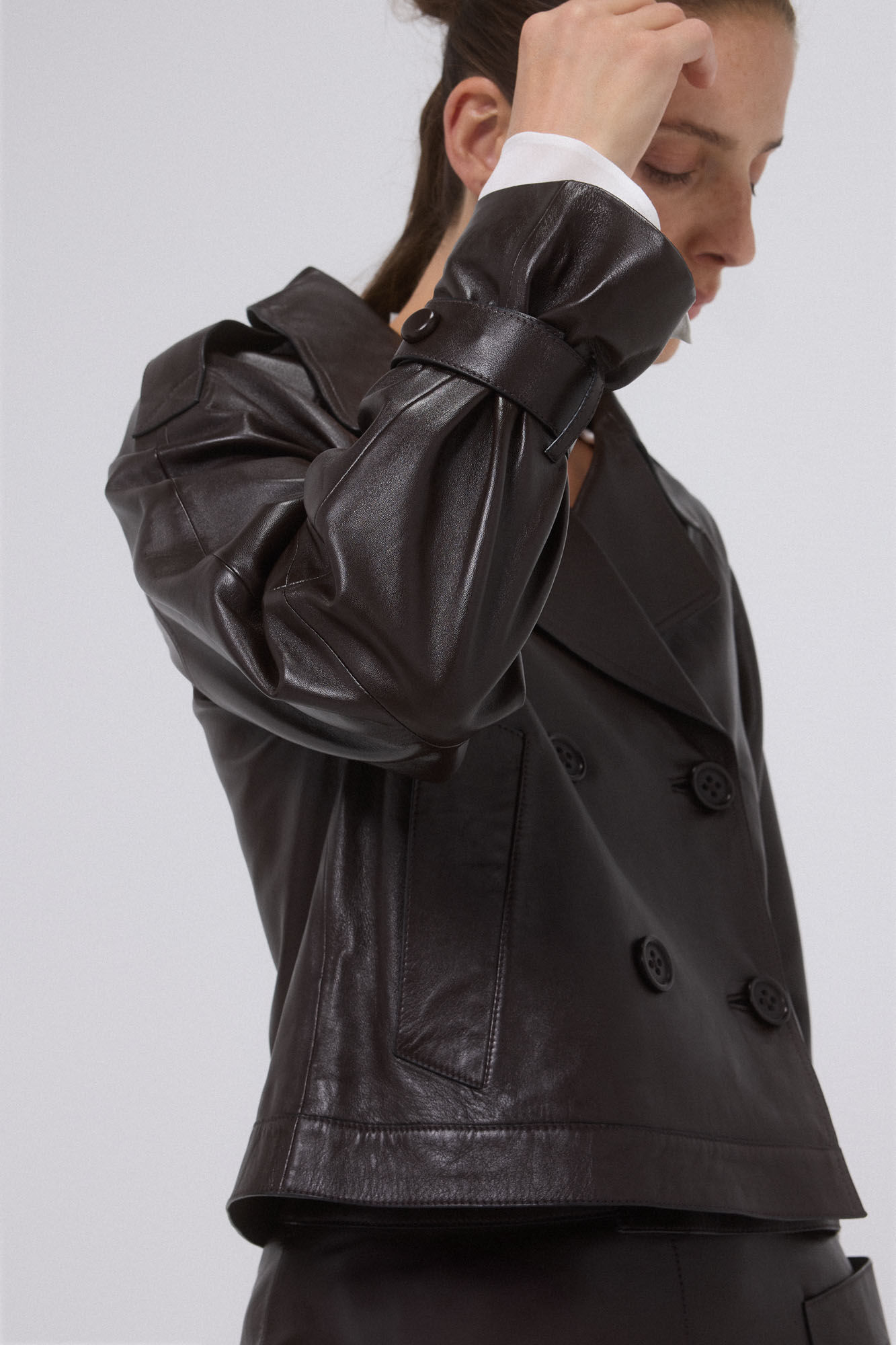 Pedro del Hierro Short leather trench coat Brown