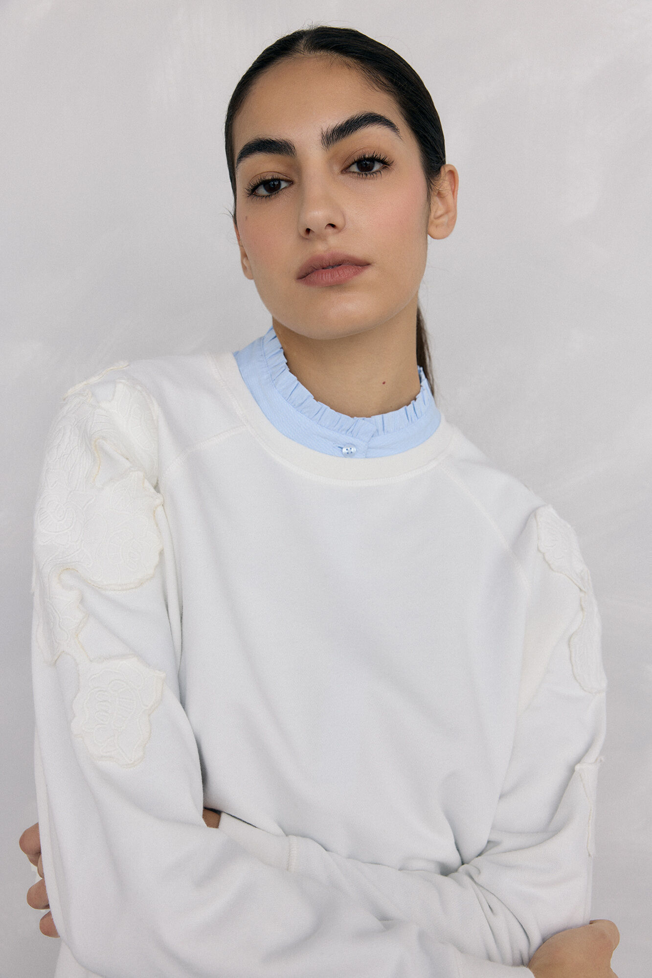 Pedro del Hierro Flower embroidered sweatshirt Ecru