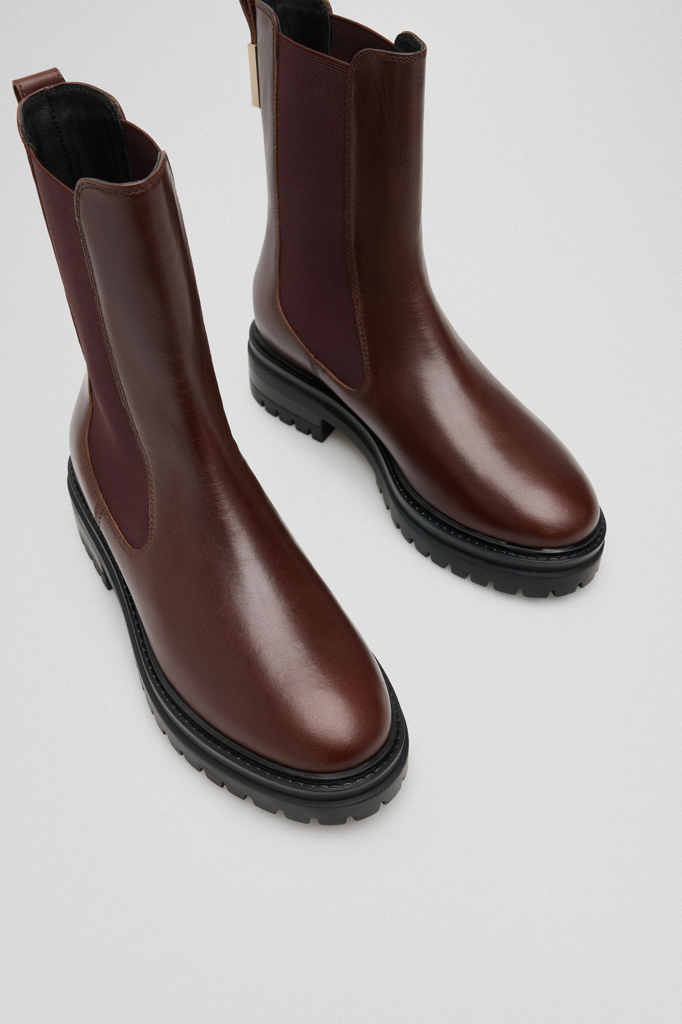 Pedro del Hierro Bot&iacute;n track bordeaux Morado