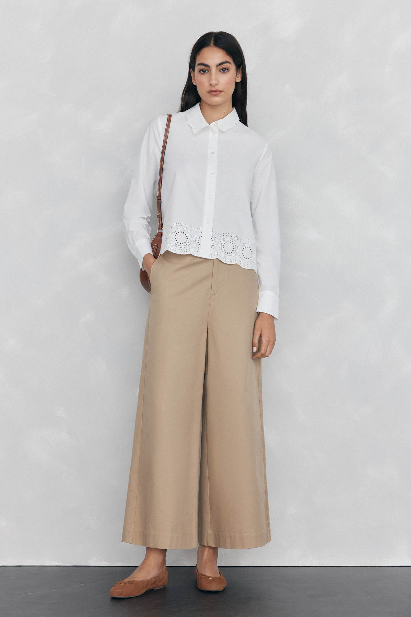 Pedro del Hierro Camisa bordada lisa