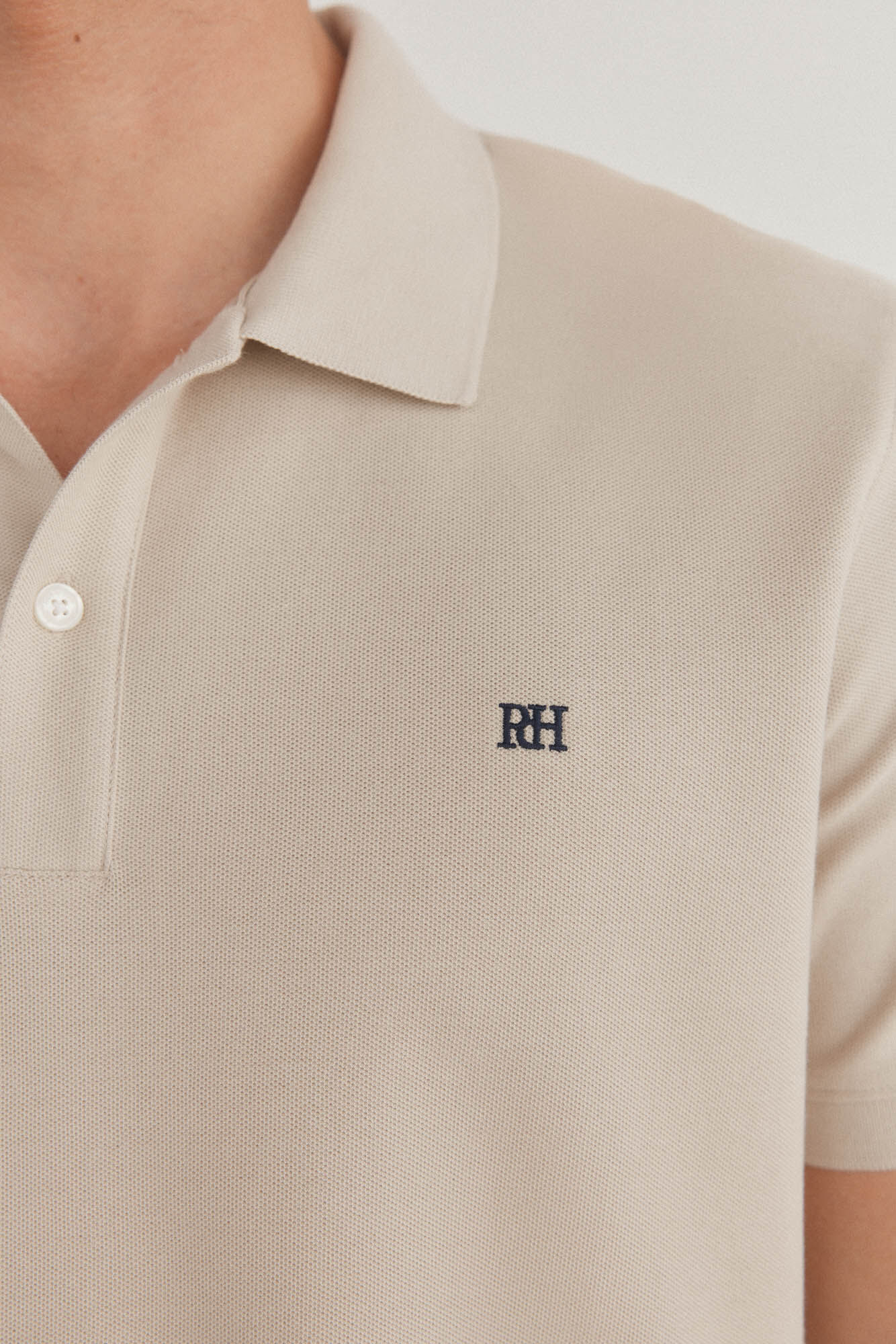 Pedro del Hierro Polo b&aacute;sico slim Beige
