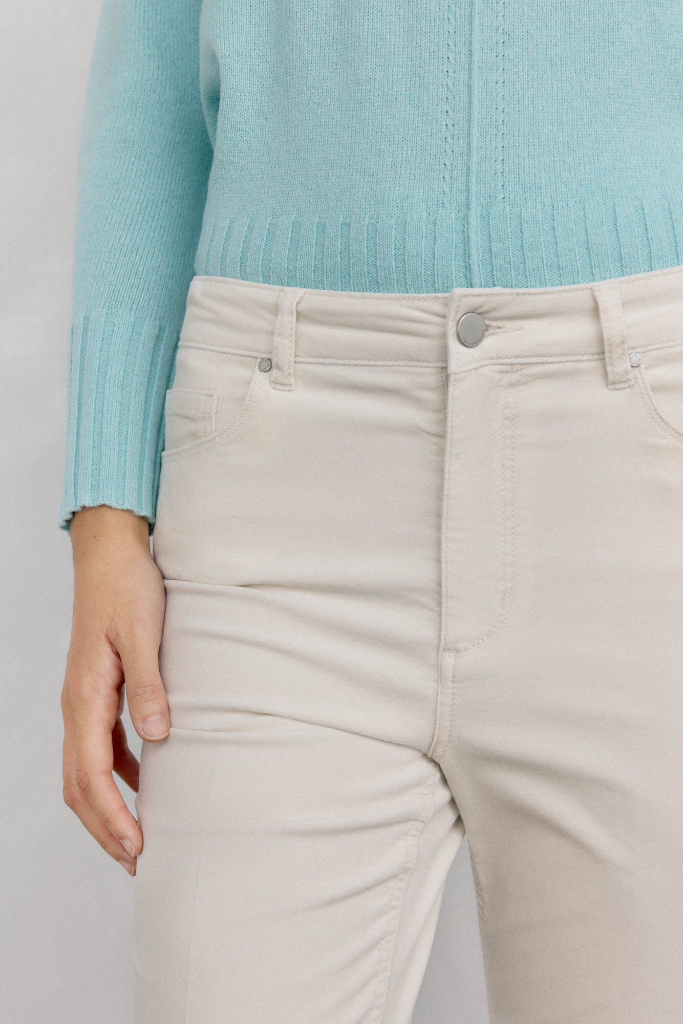 Pedro del Hierro Cropped flare velvet pants