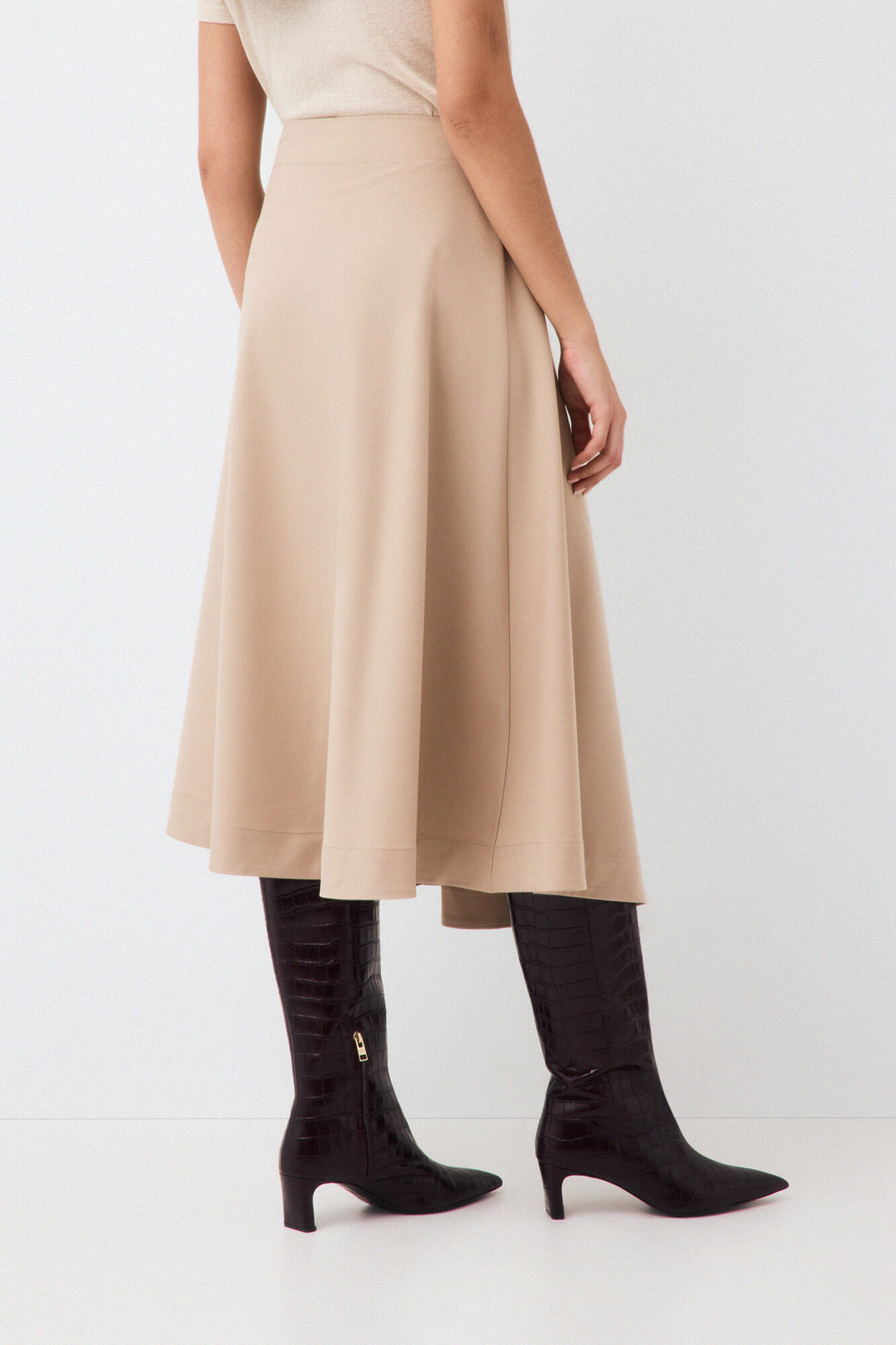 Pedro del Hierro Saia capa com detalhe de fivela Beige