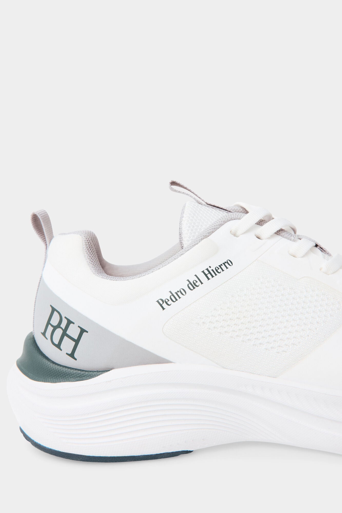 Pedro del Hierro Ultralight fabric lace-up sneaker White