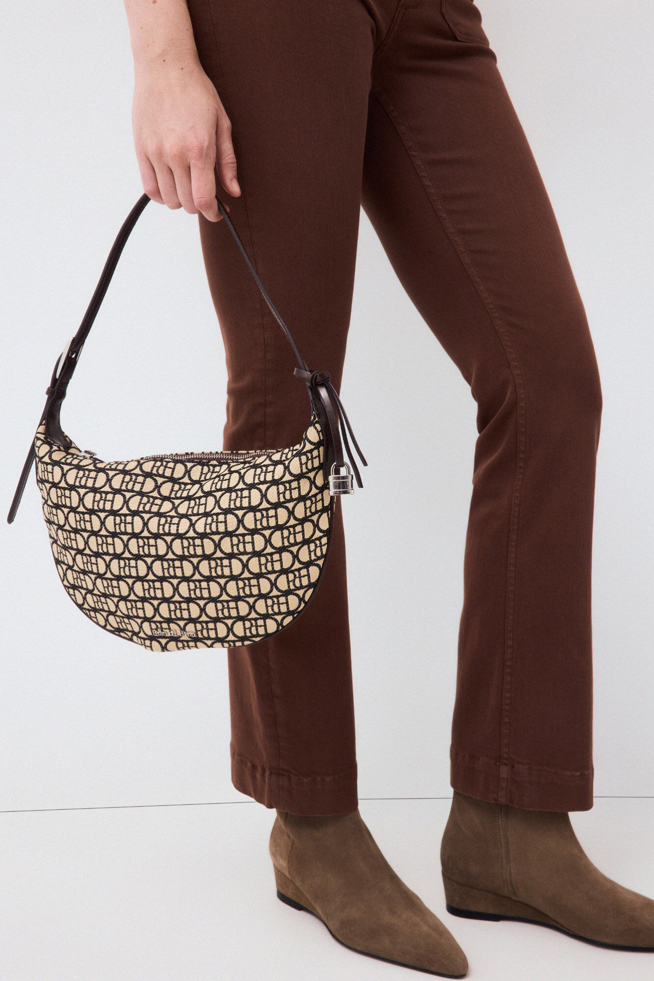 Pedro del Hierro Logo half-moon handbag