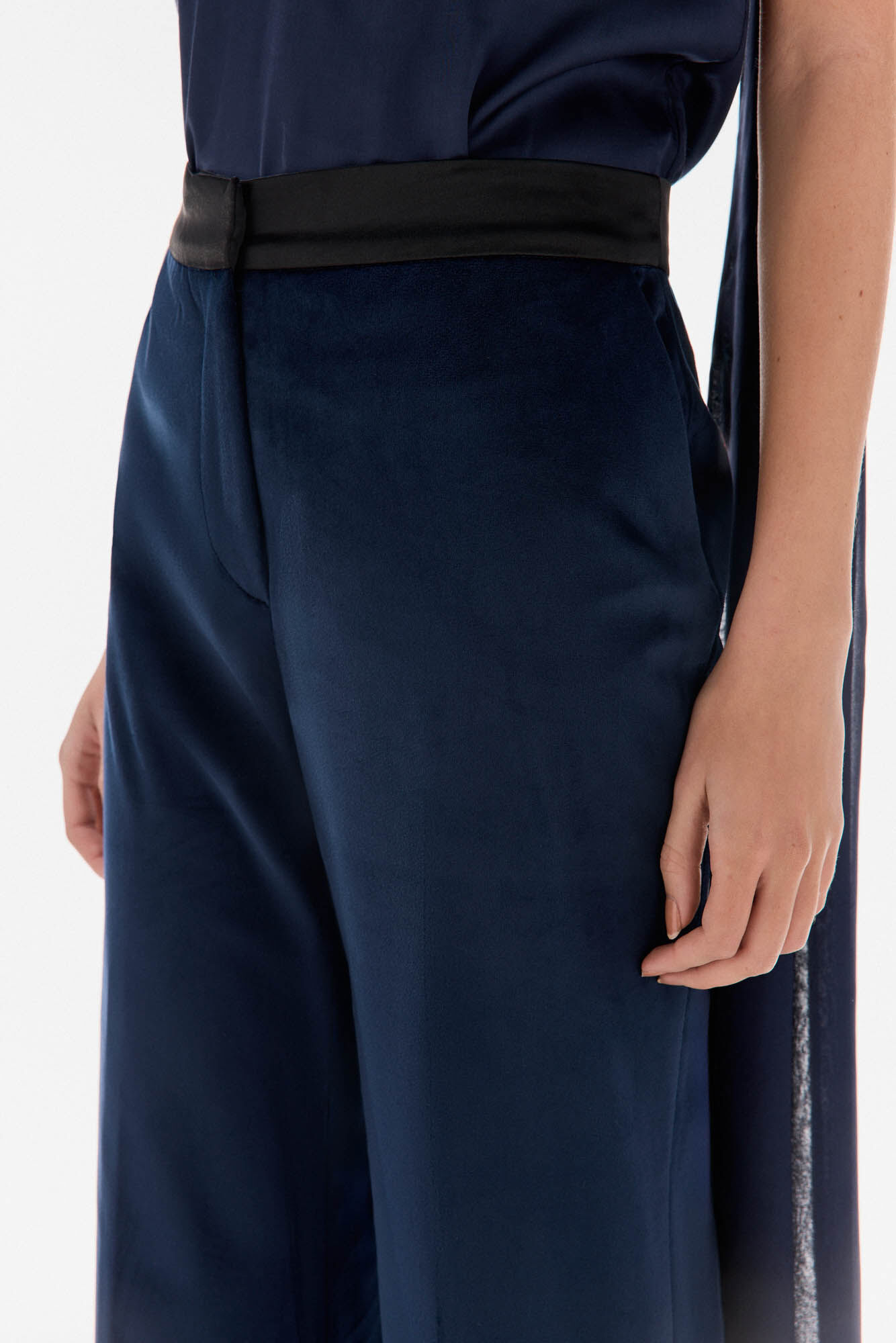 TFP by Tamara Falc&oacute; Velvet trouser Blue