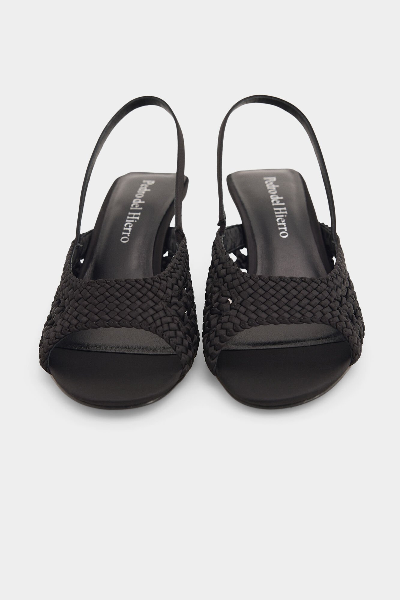 Pedro del Hierro Black braided sandal