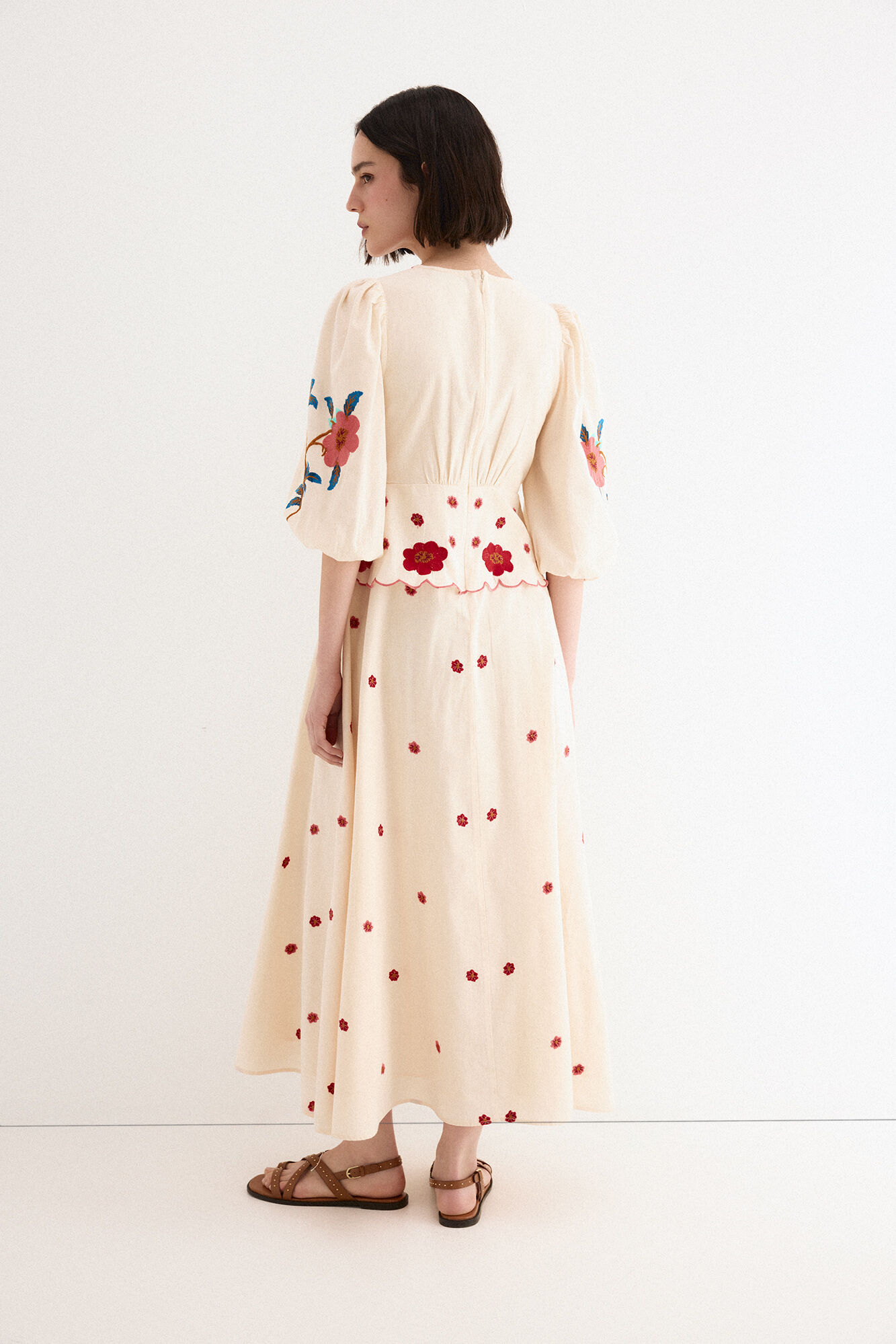 TFP by Tamara Falc&oacute; Embroidered dress Beige