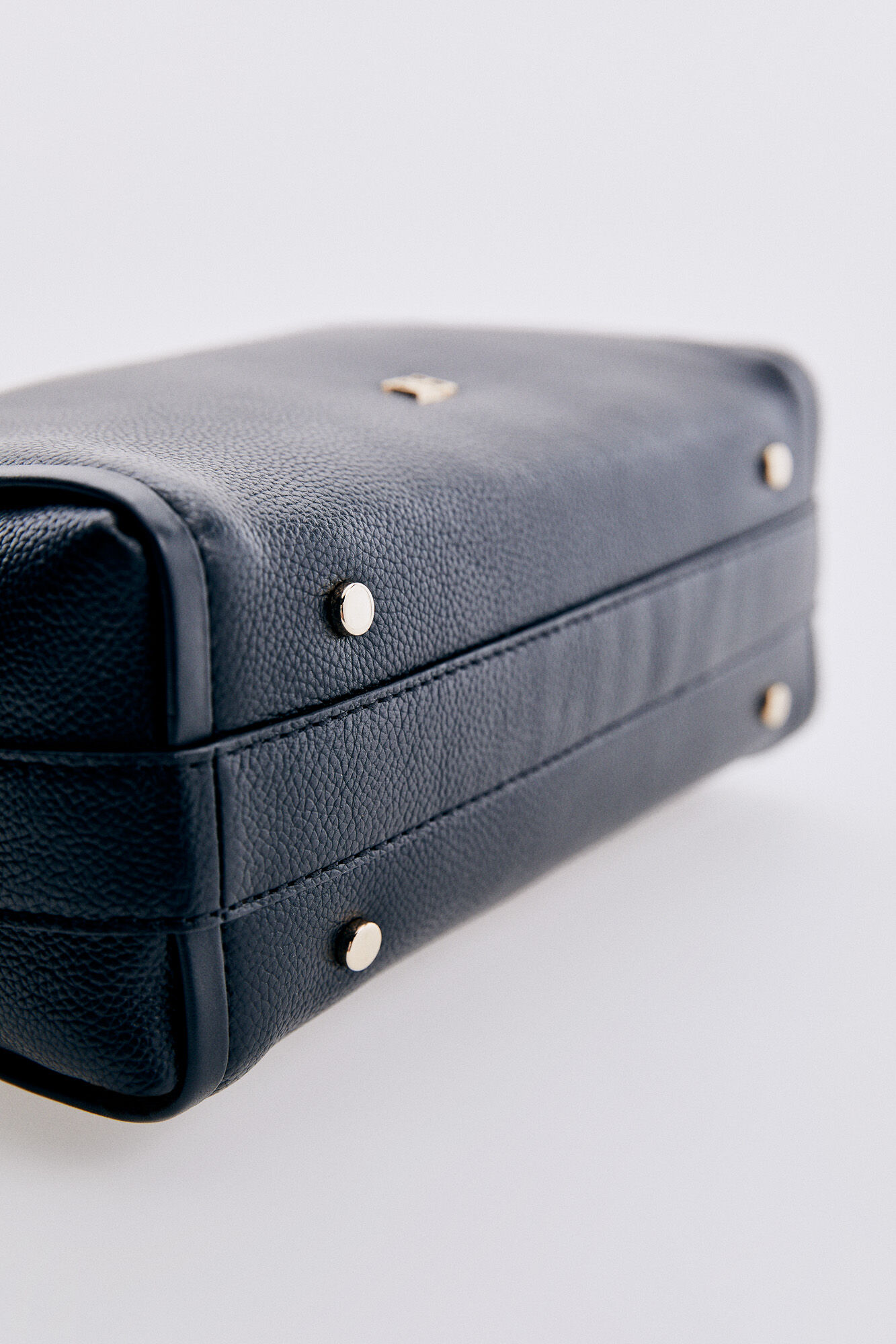 Pedro del Hierro Leather crossbody bag Black