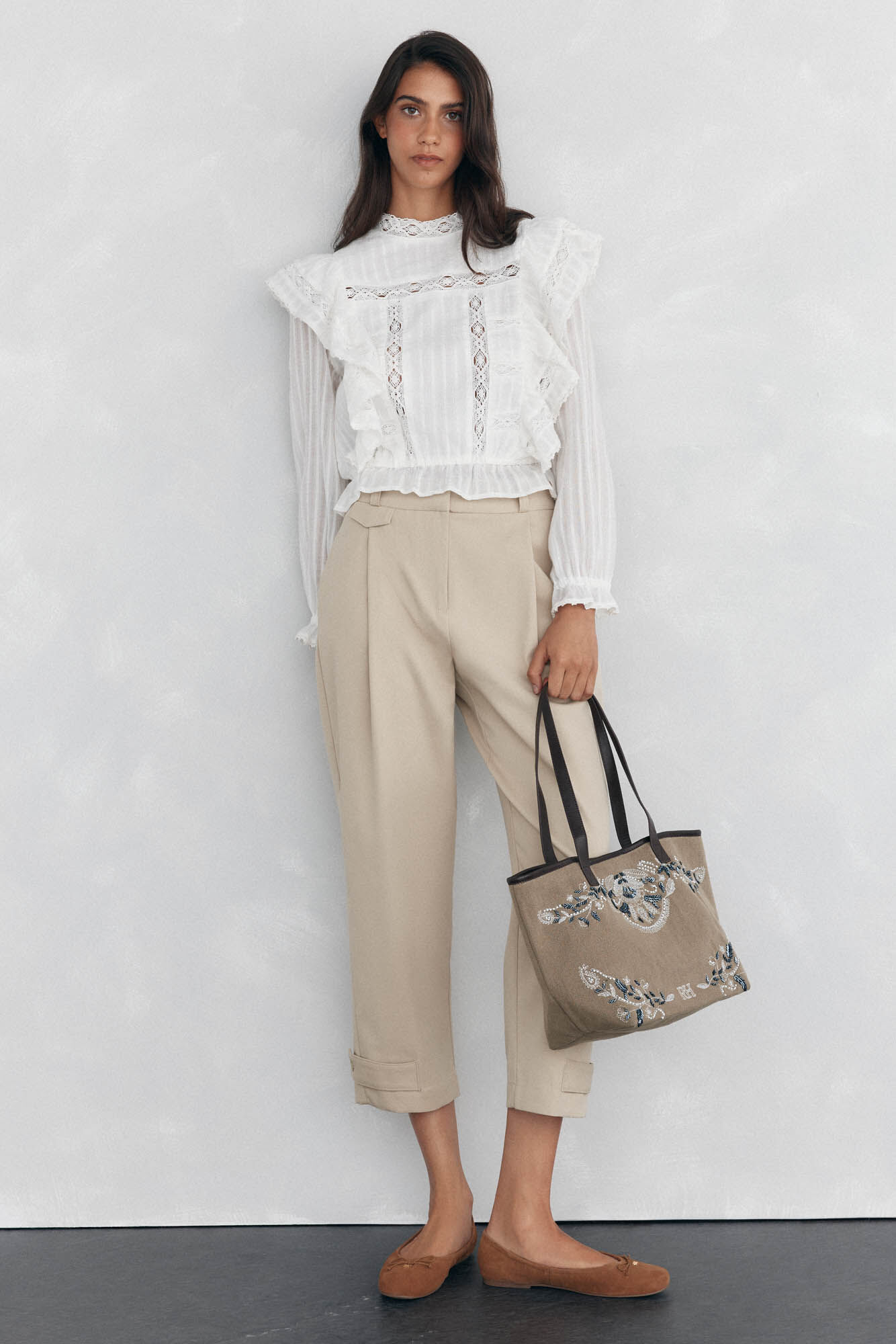 Pedro del Hierro Bolso tejido bordado Verde