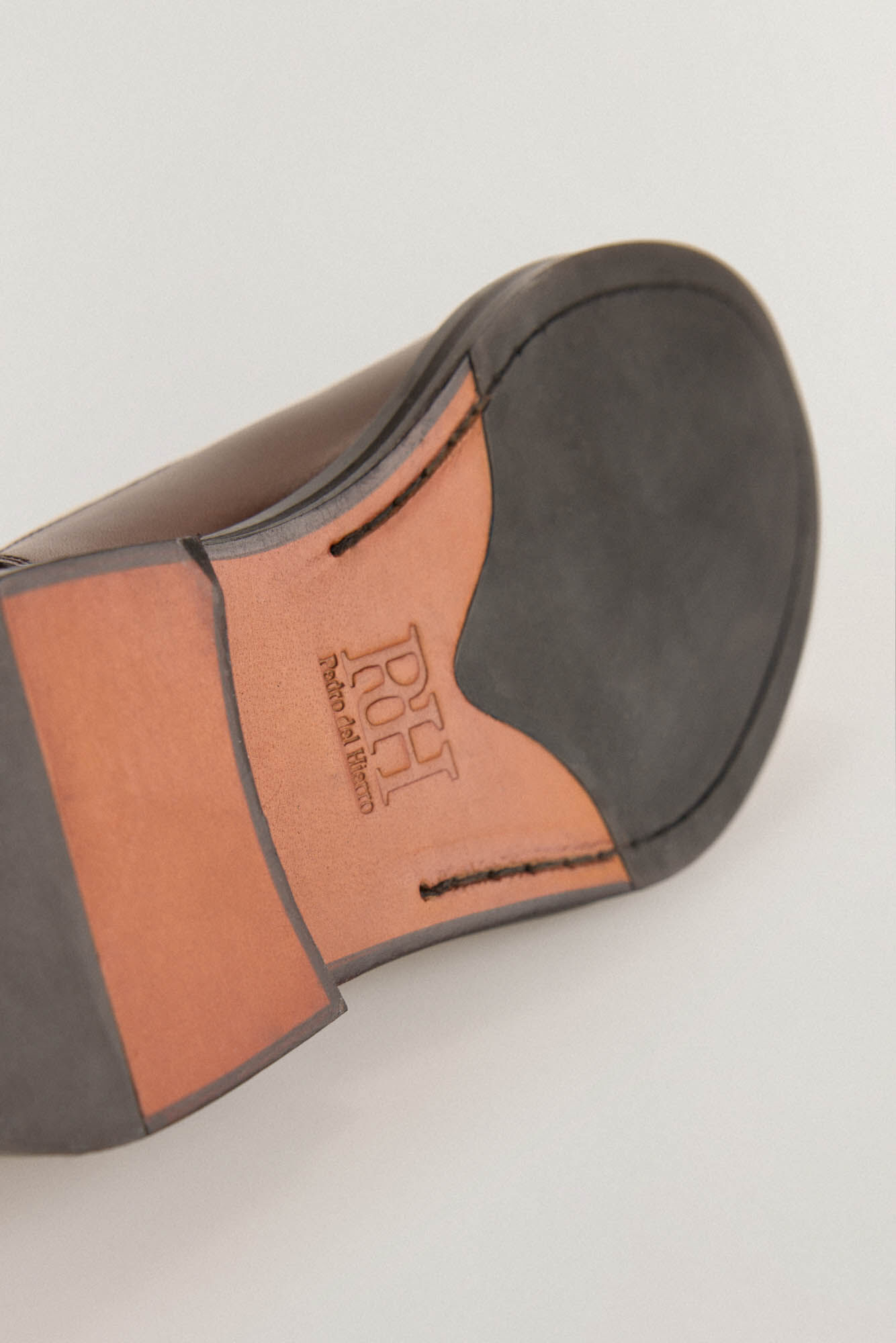 Pedro del Hierro Sapato elegante liso Marrom