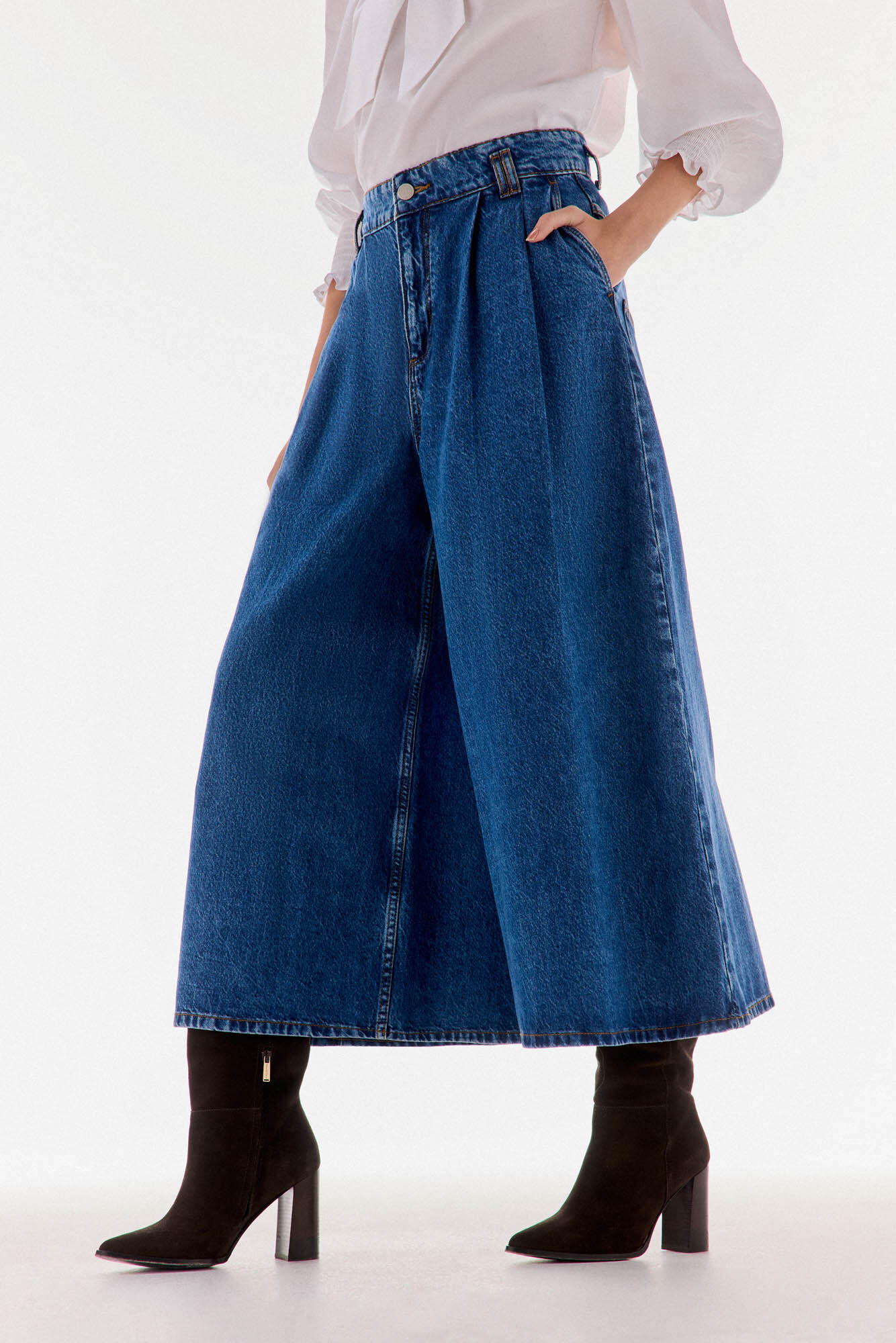 TFP by Tamara Falc&oacute; Cal&ccedil;a jeans super larga