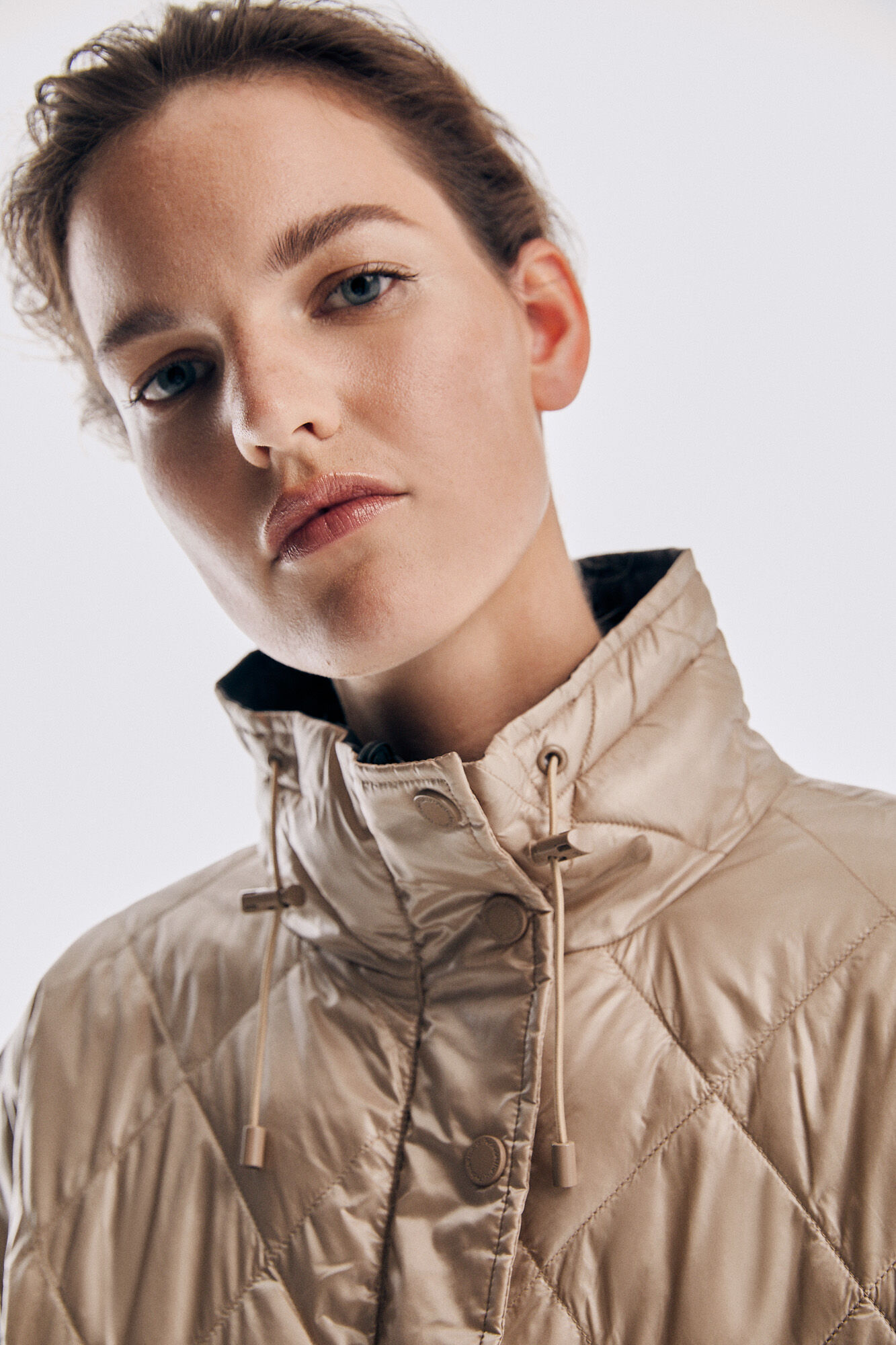 Pedro del Hierro Reversible technical poncho Ecru