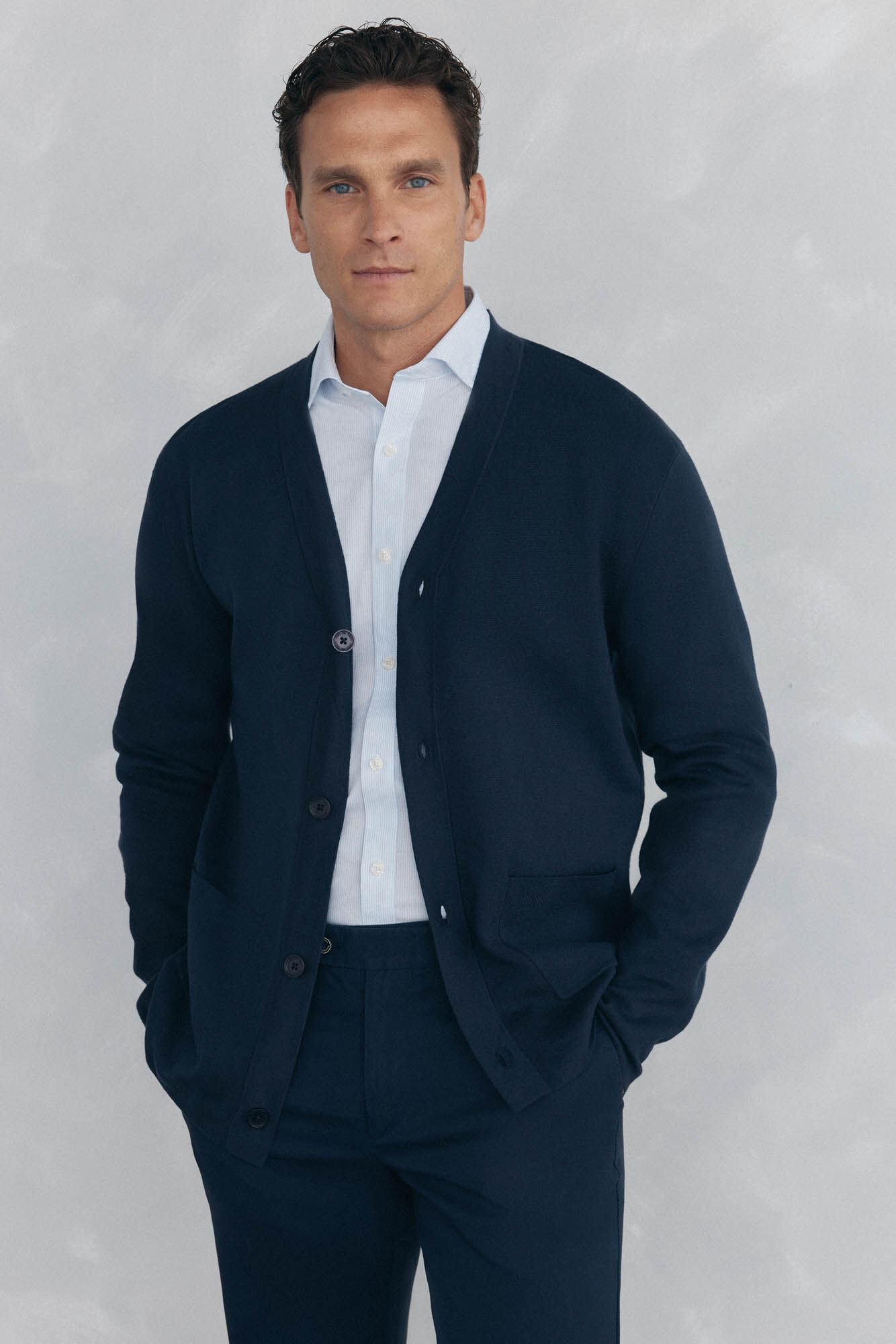 Pedro del Hierro Cotton knit jersey-knit with V neck and buttons