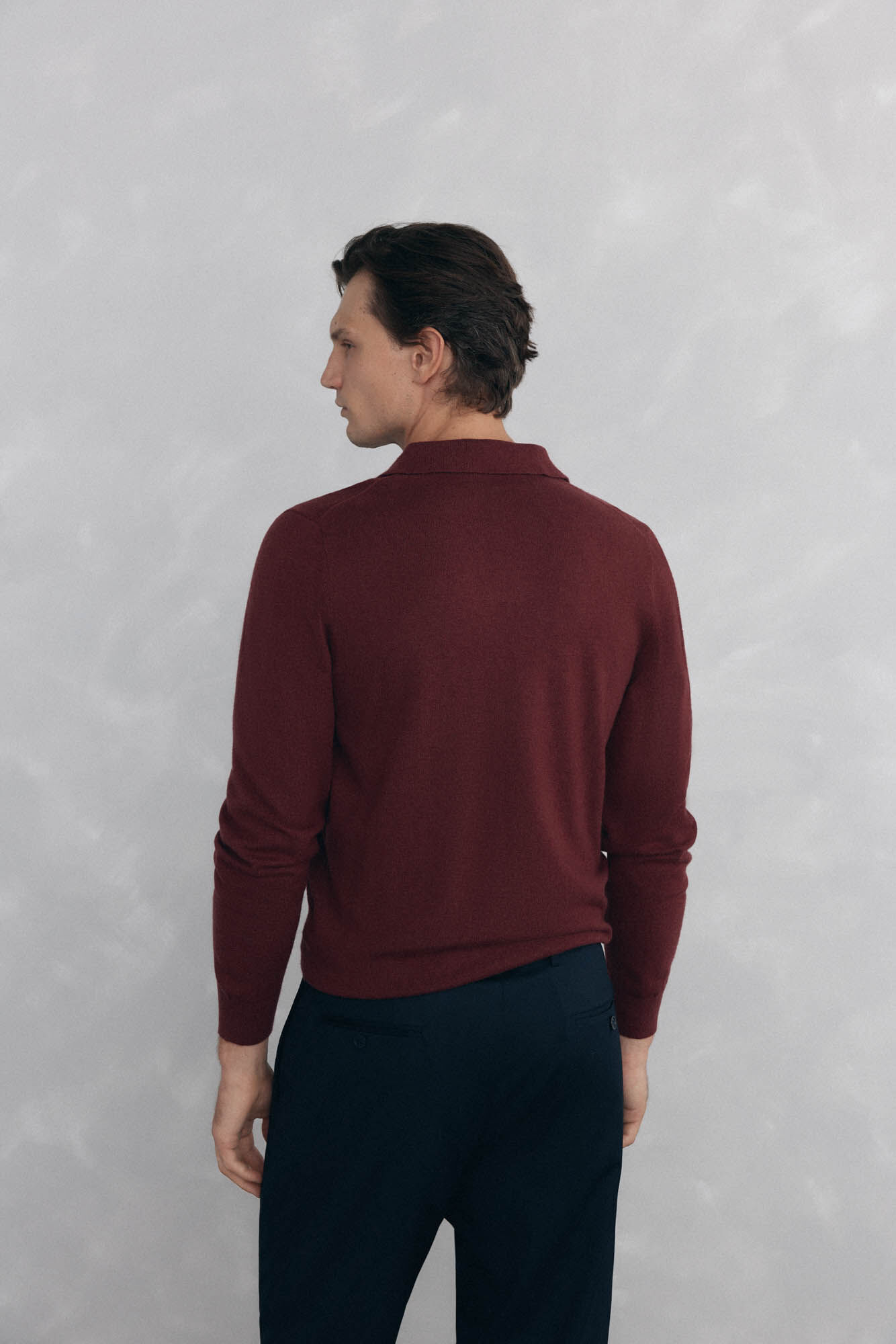 Pedro del Hierro Su&eacute;ter com gola Johnny em l&atilde; merino e cashmere Bordeaux