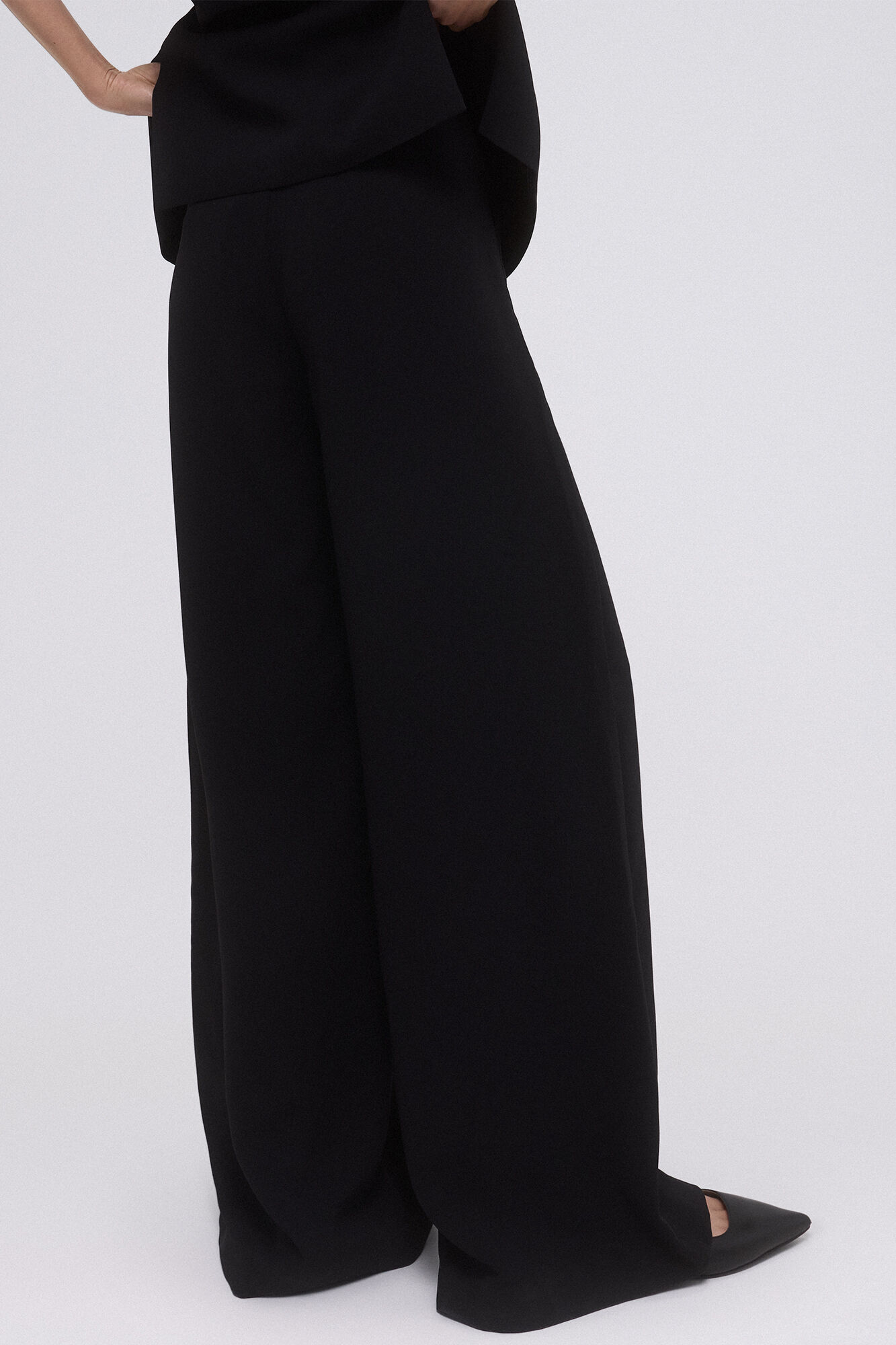 Pedro del Hierro Pantal&oacute;n ancho Negro