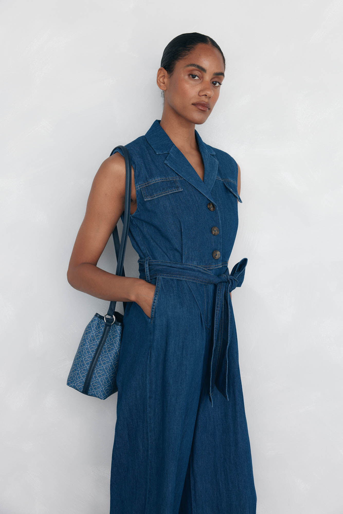 Pedro del Hierro Macac&atilde;o reto com detalhe de bolso Azul