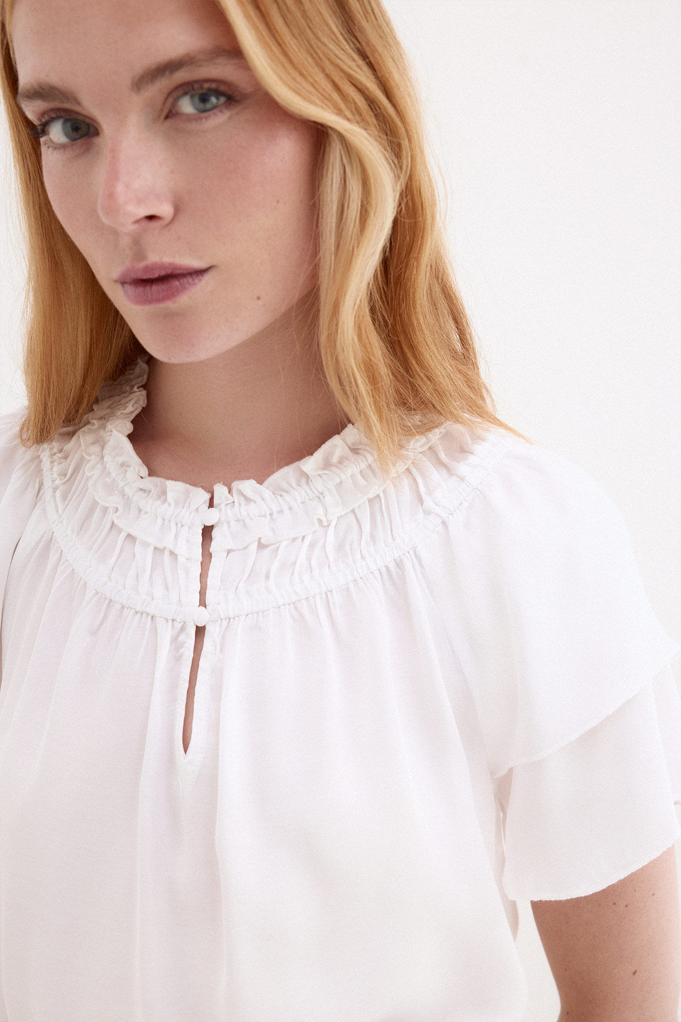 Pedro del Hierro Blusa sat&eacute;n lisa manga volantes