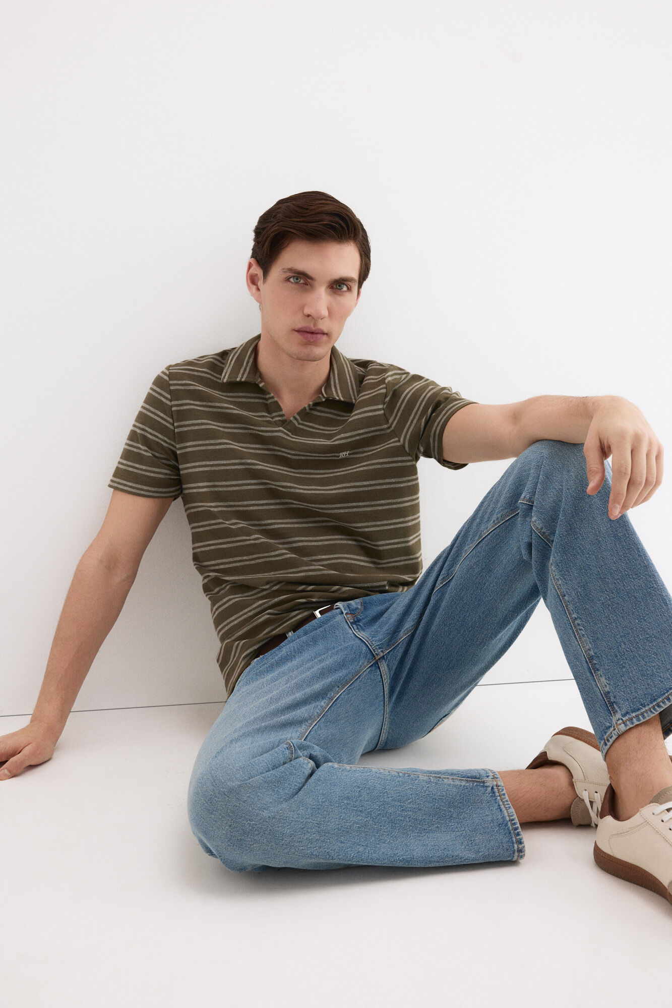 Pedro del Hierro Polo r&uacute;stico &agrave;s riscas