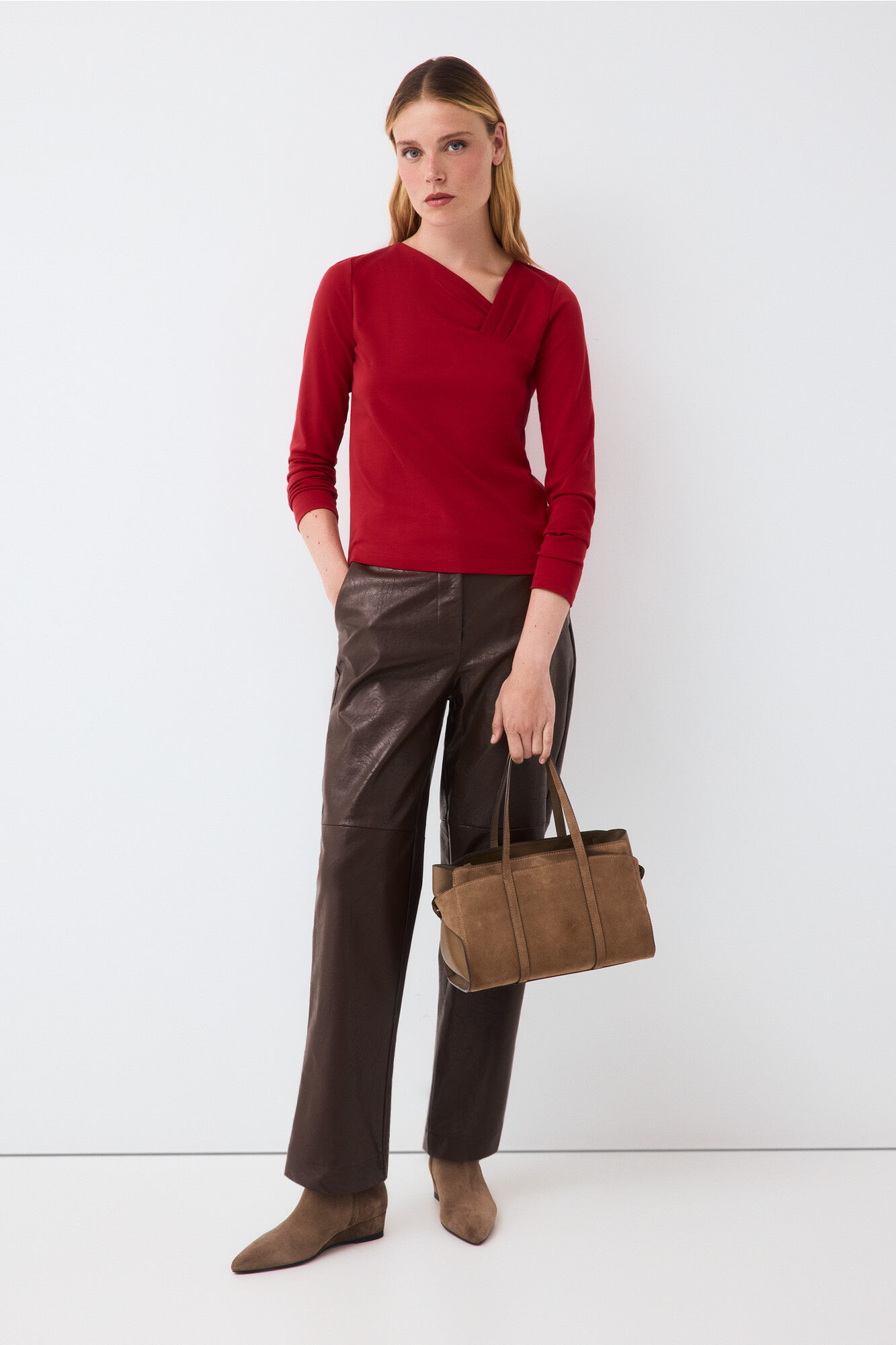 Pedro del Hierro Asymmetric crossover neckline T-shirt Red
