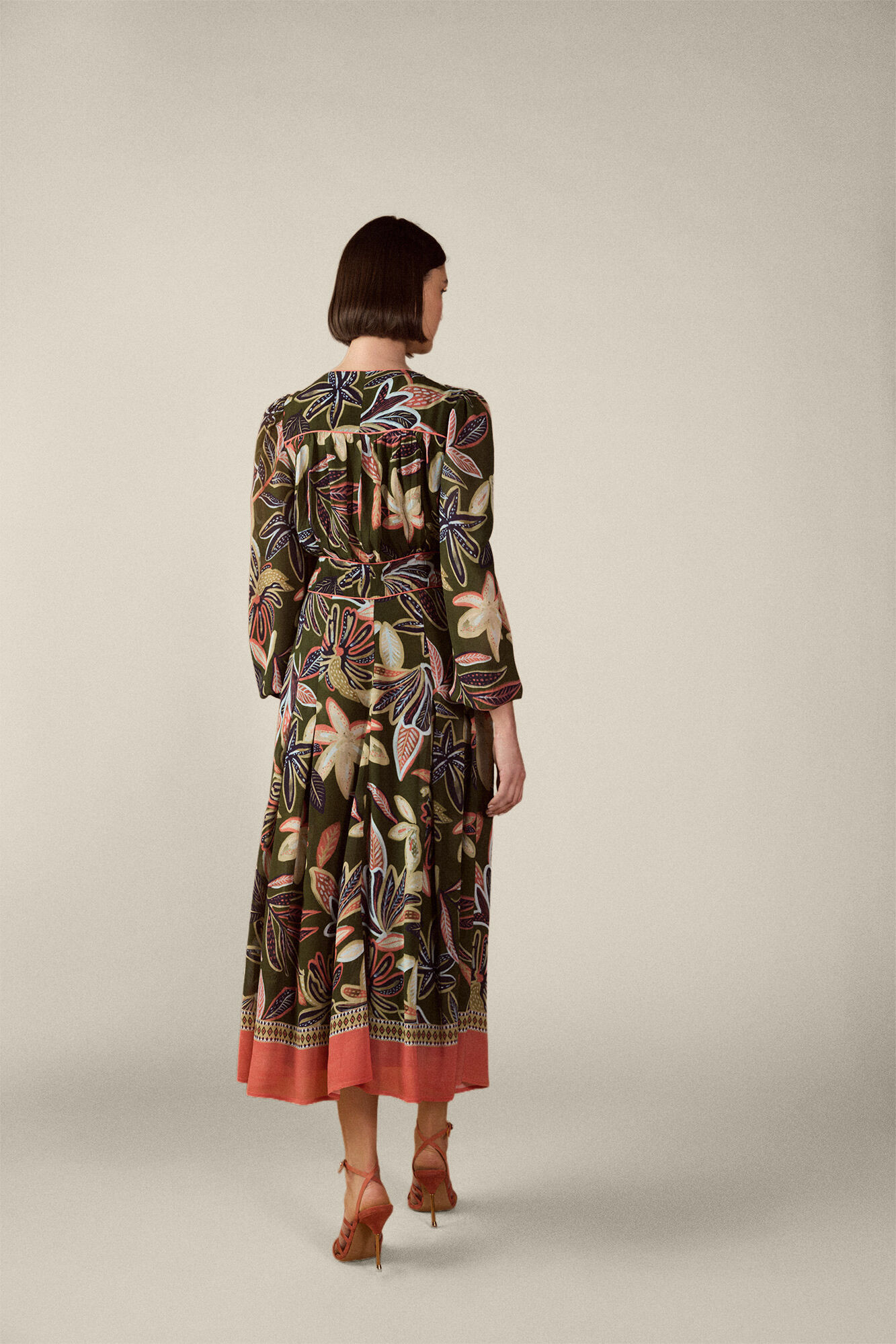 TFP by Tamara Falc&oacute; Vestido estampado con cenefa Morado