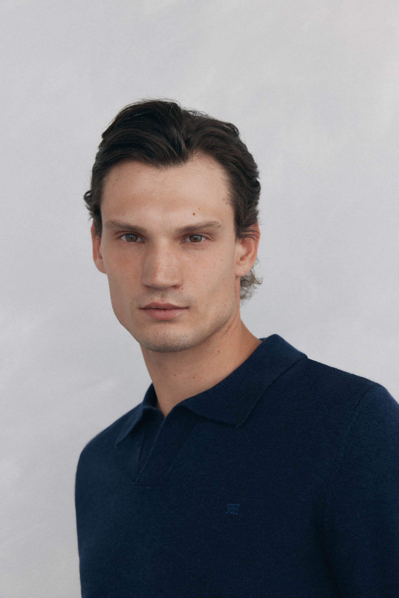 Pedro del Hierro Johnny neck sweater in merino wool and cashmere Blue