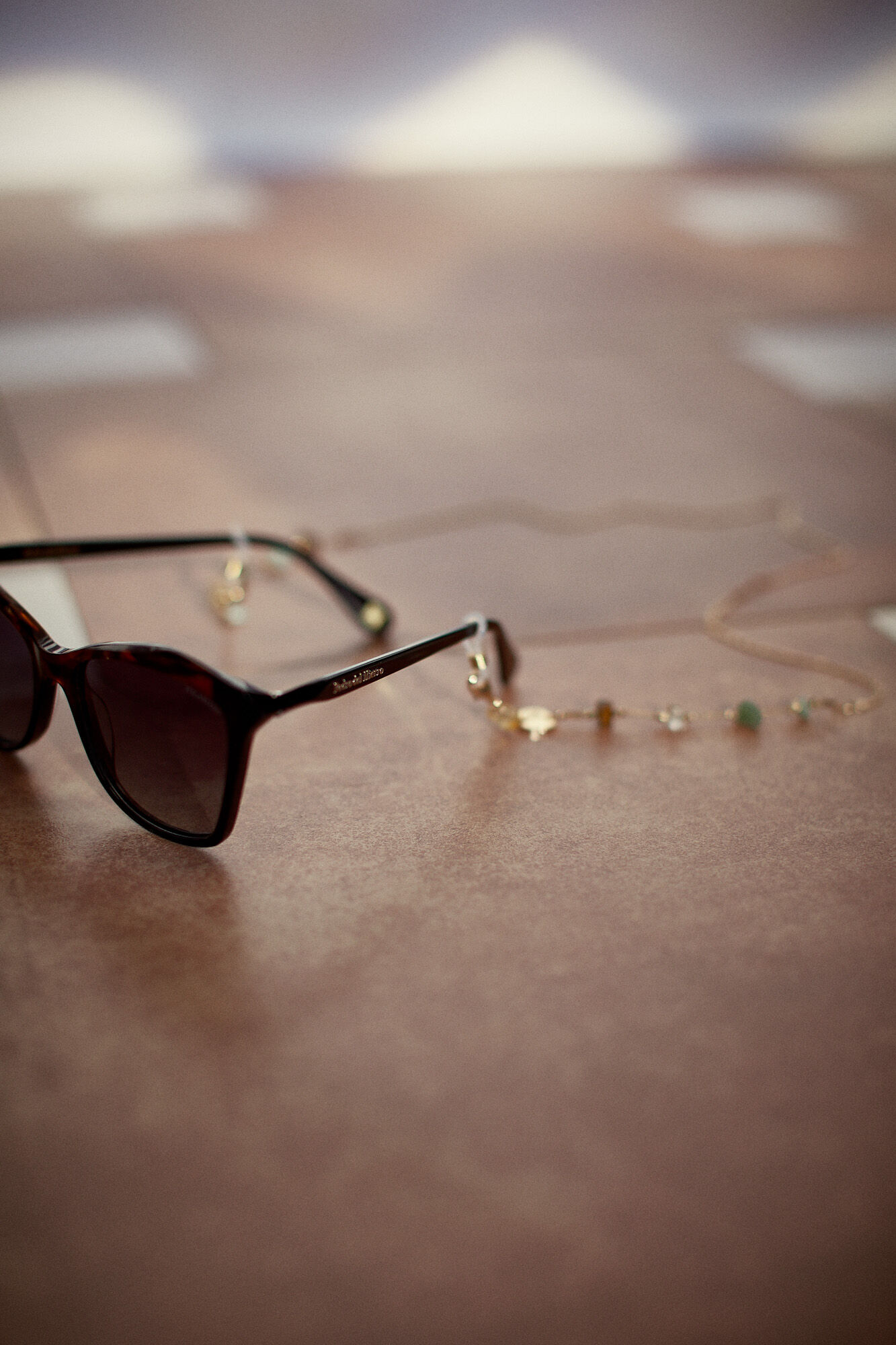 Pedro del Hierro Two-tone tortoiseshell cat-eye sunglasses Black