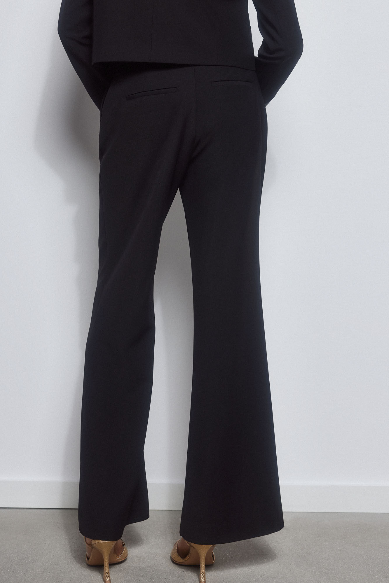 Pedro del Hierro Pantalon Flare largo Negro