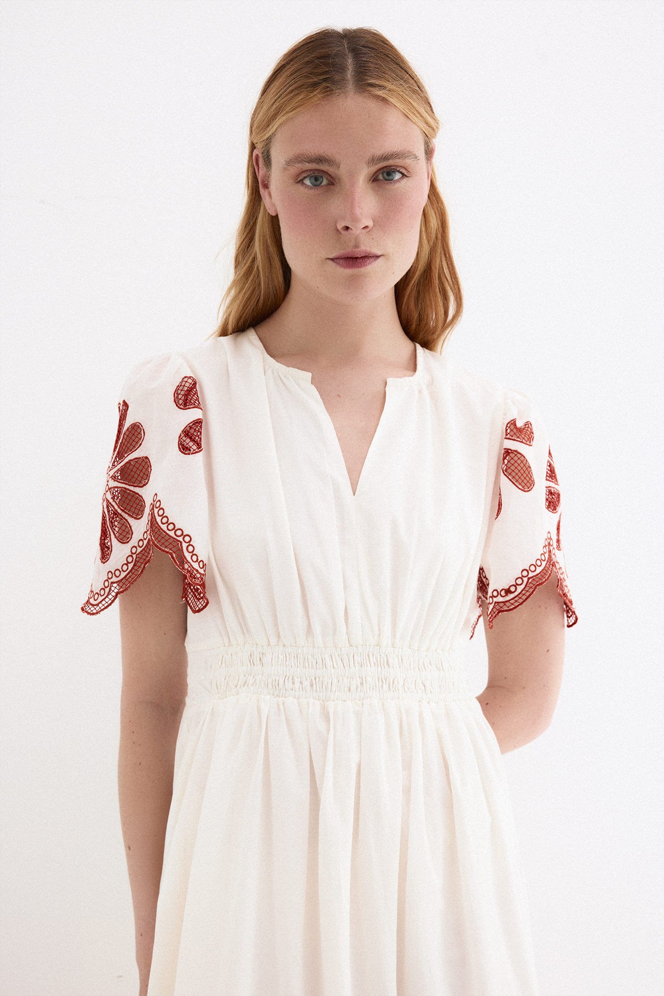 Pedro del Hierro Vestido rom&acirc;ntico de renda Ecru