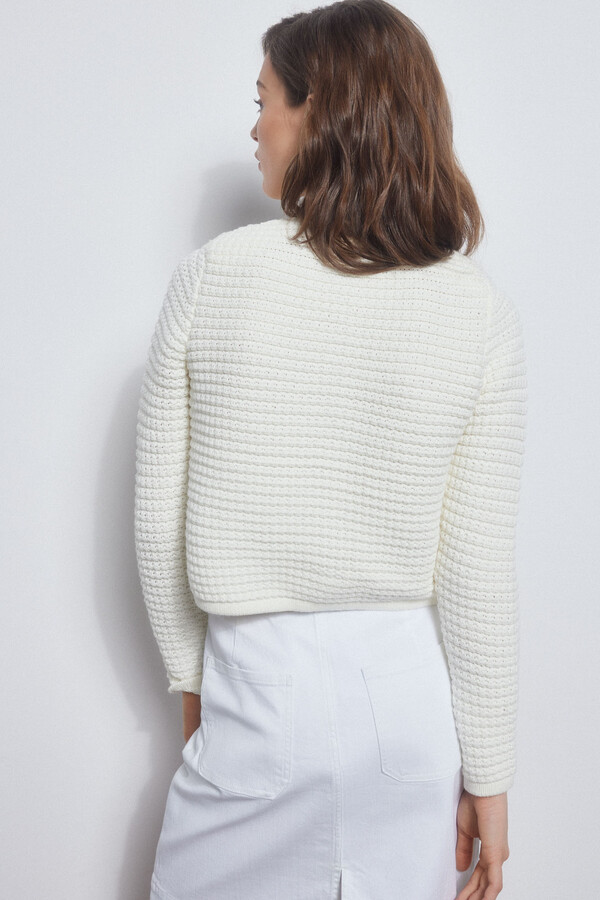 Pedro del Hierro Cropped knit cardigan with texture. Ecru
