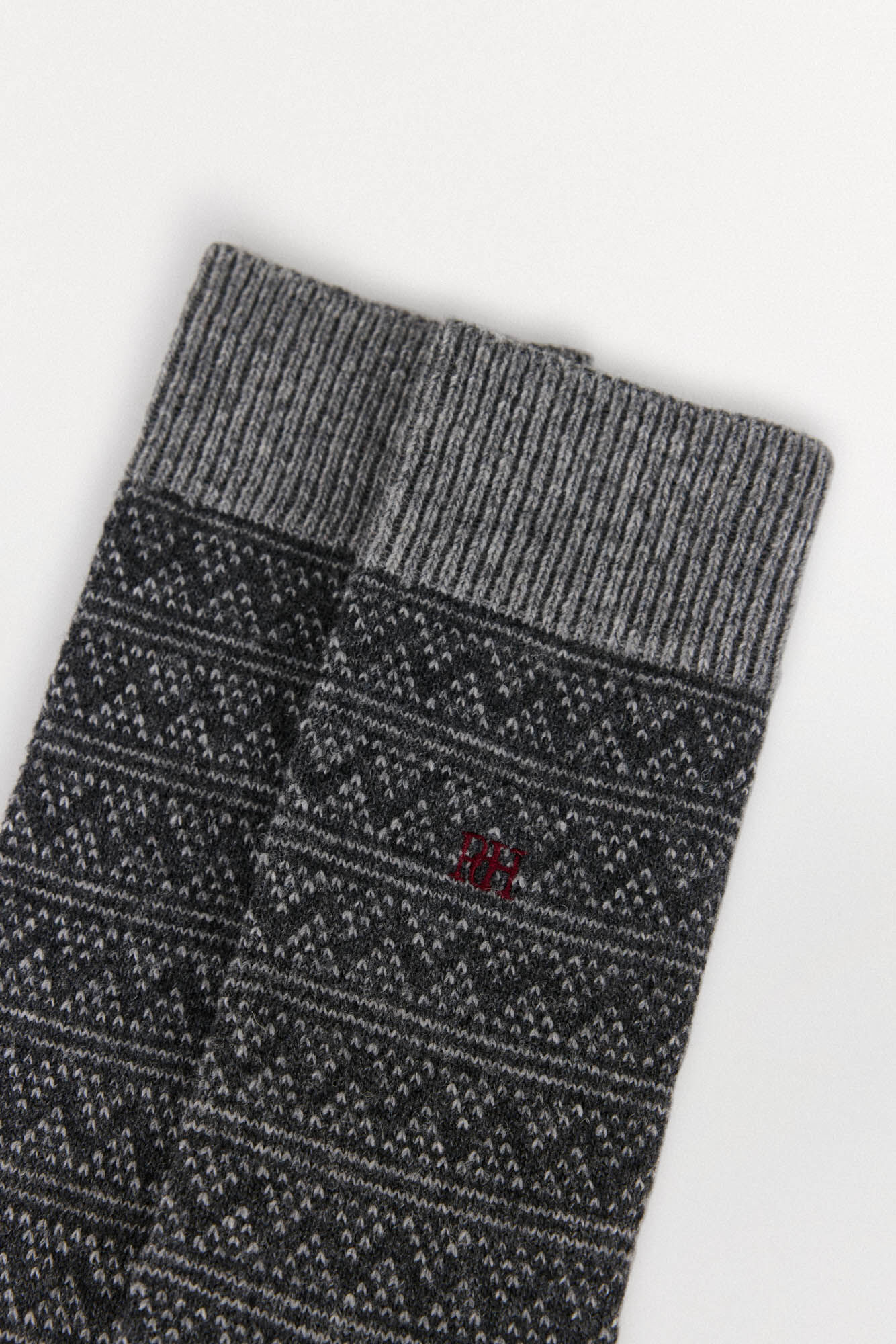 Pedro del Hierro wool socks with Greek motifs Grey