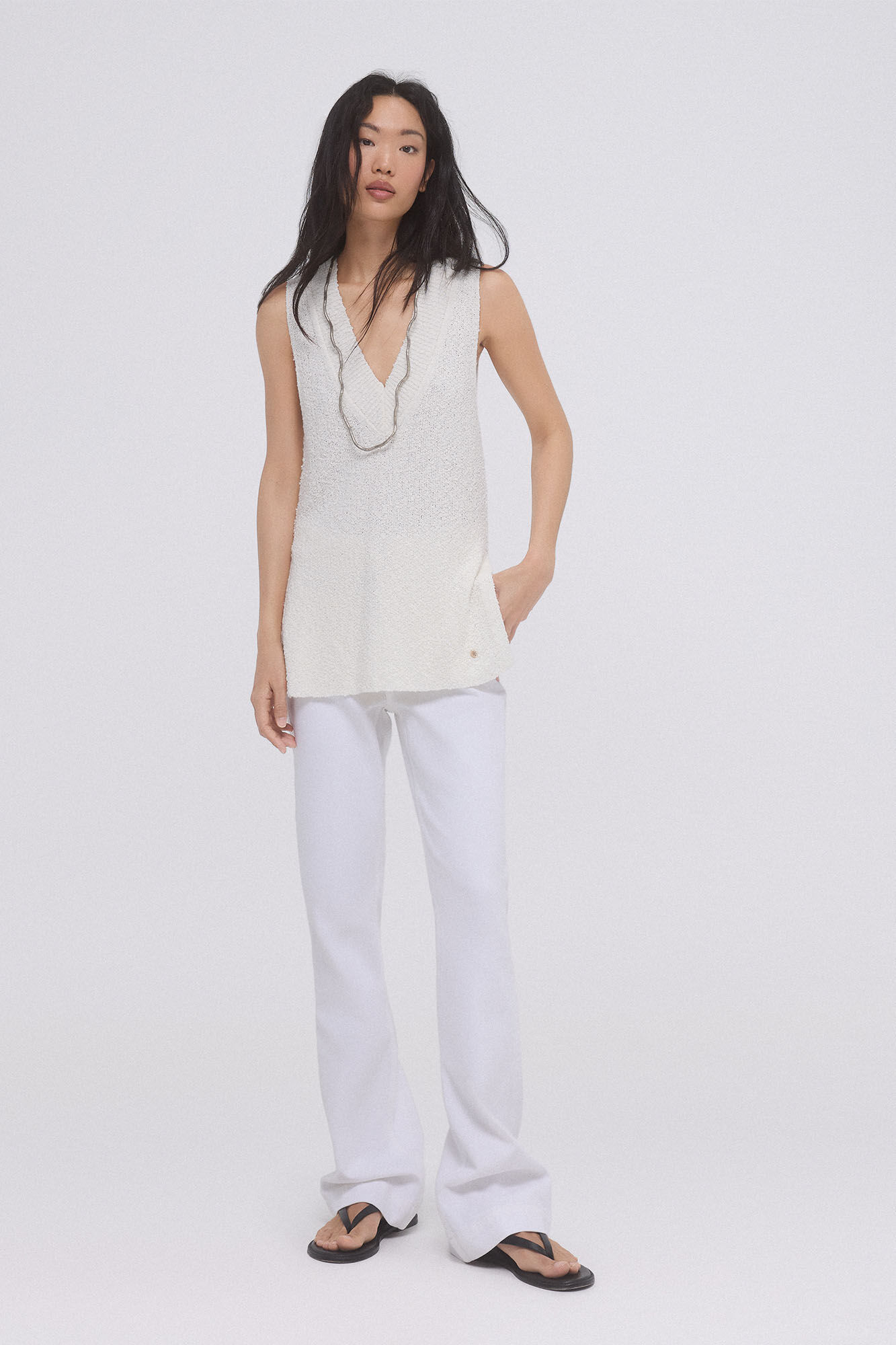 Pedro del Hierro V loop vest Beige