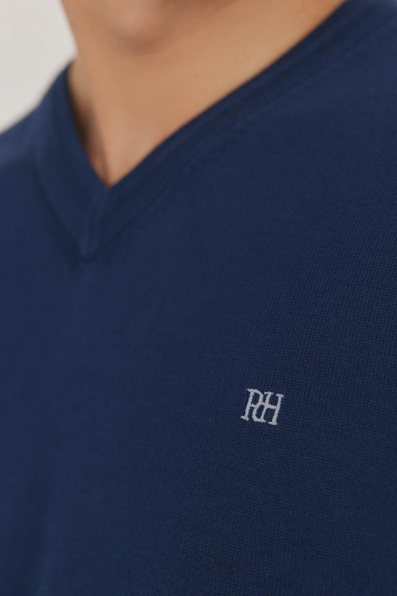 Pedro del Hierro Premium cotton fine jersey-knit V neck Blue