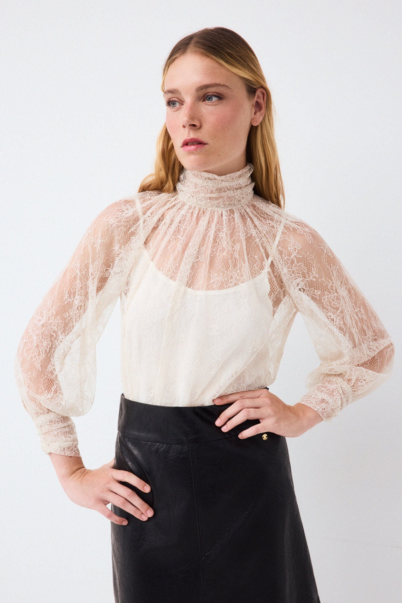 Pedro del Hierro Lace romantic blouse White